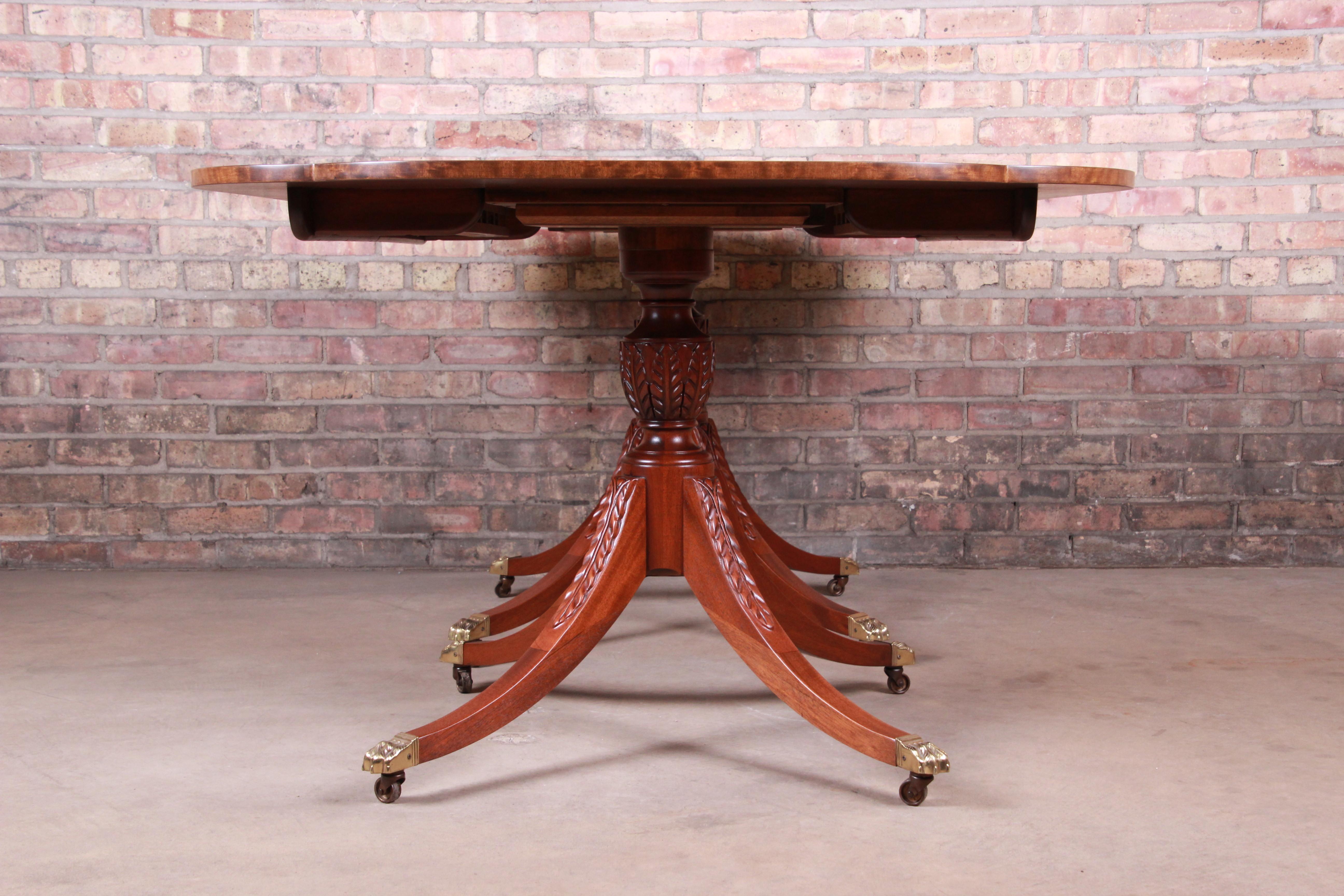 Baker Furniture Historic Charleston Double Pedestal Dining Table, Newly Restored 6