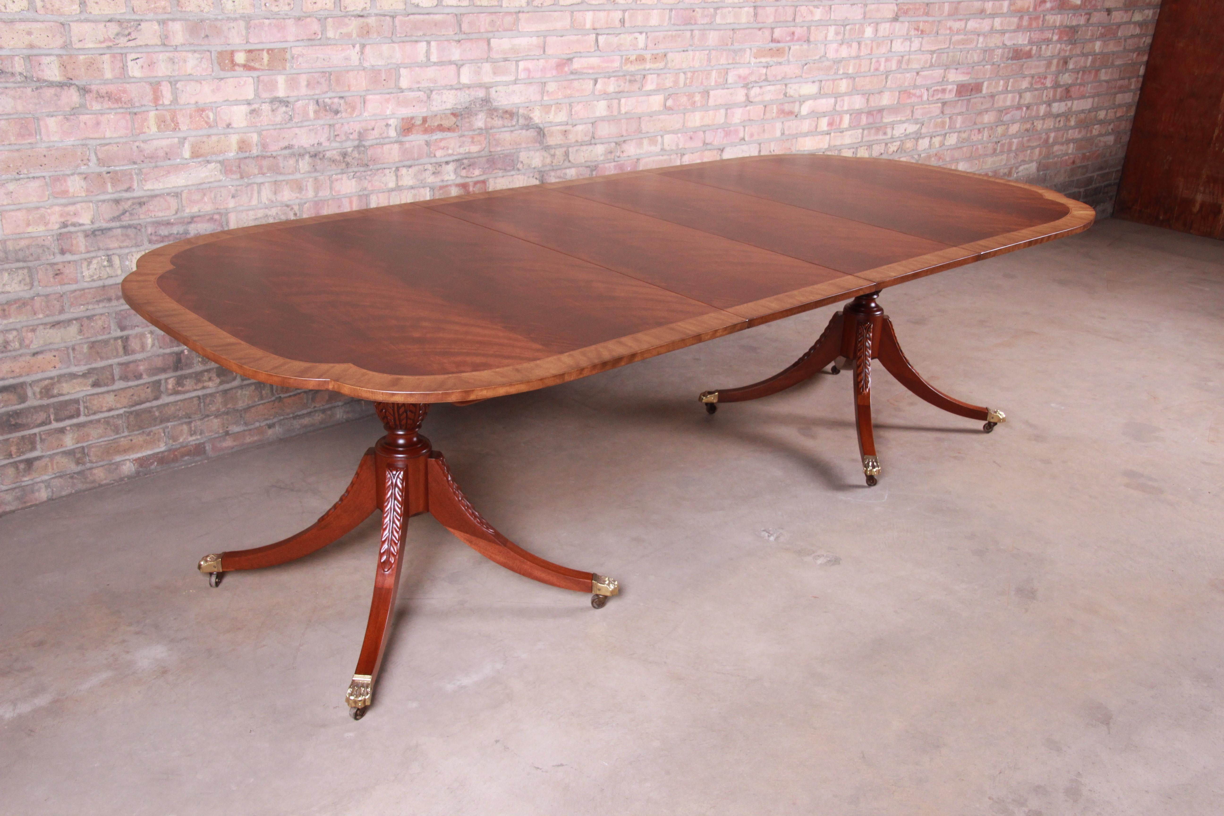 Georgian Baker Furniture Historic Charleston Double Pedestal Dining Table, Newly Restored