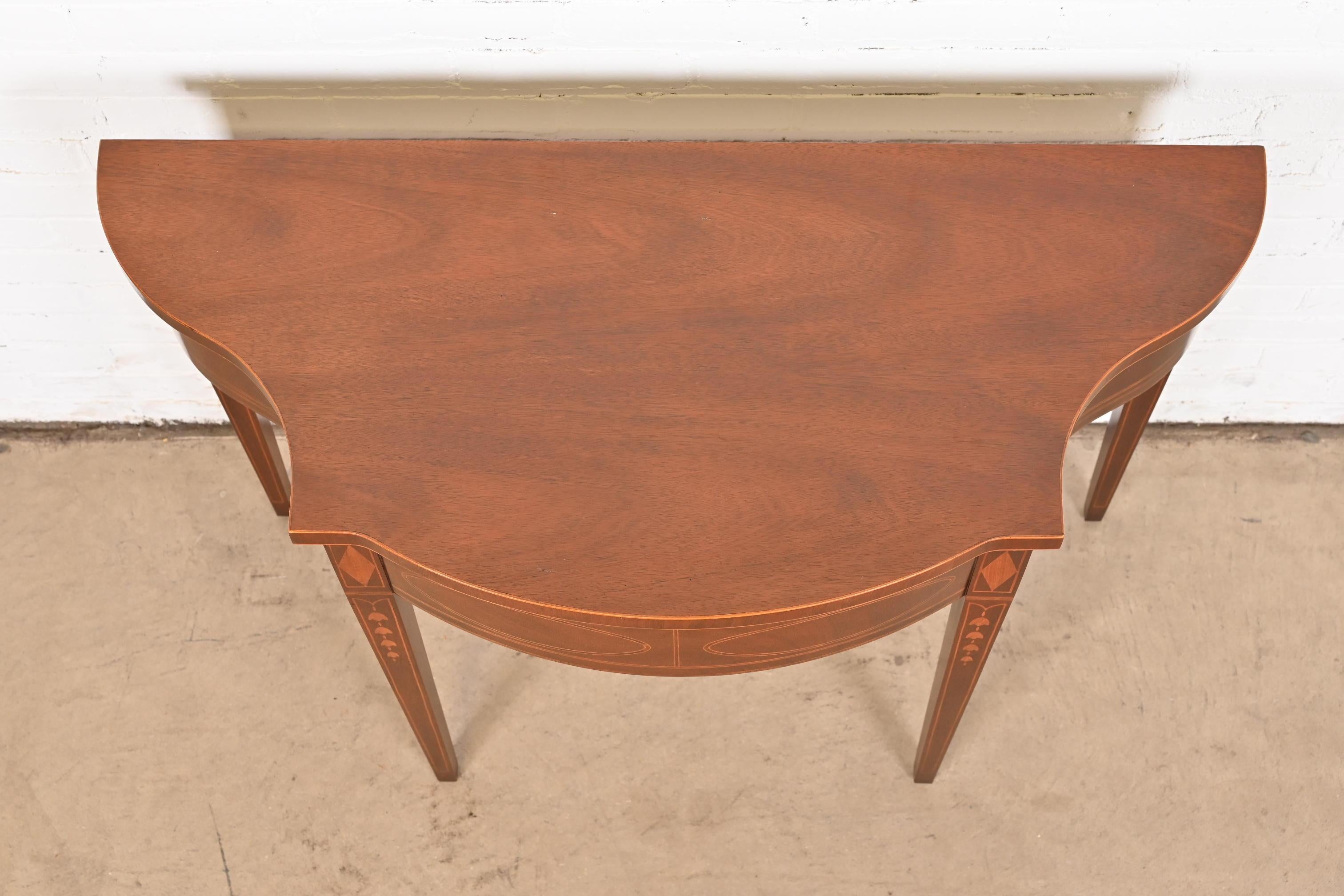 Baker Furniture Historic Charleston Federal Inlaid Mahogany Console Table For Sale 4