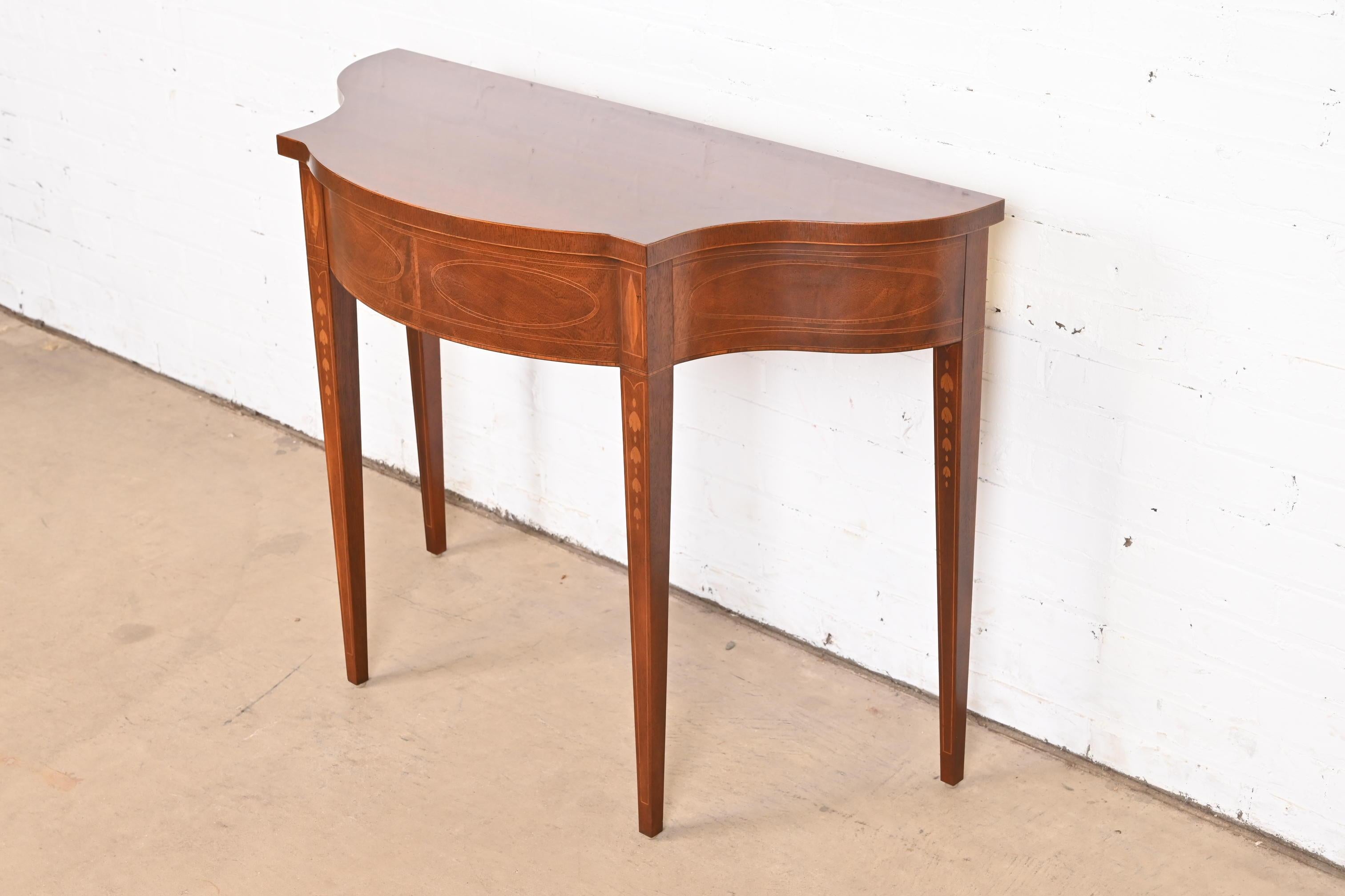 Baker Furniture Historic Charleston Federal Mahogany Console or Entry Table In Good Condition In South Bend, IN
