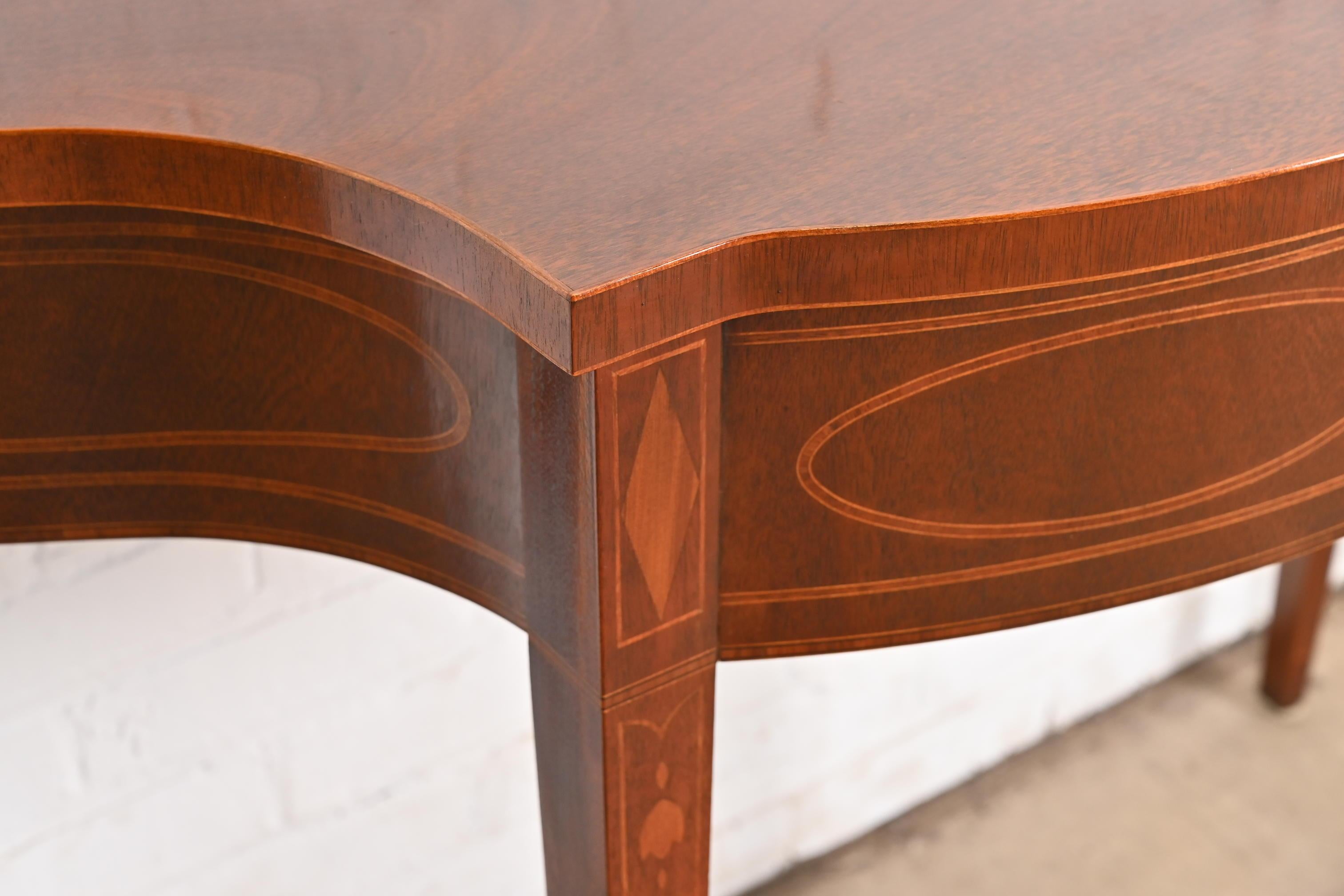 Baker Furniture Historic Charleston Federal Mahogany Console or Entry Table For Sale 2