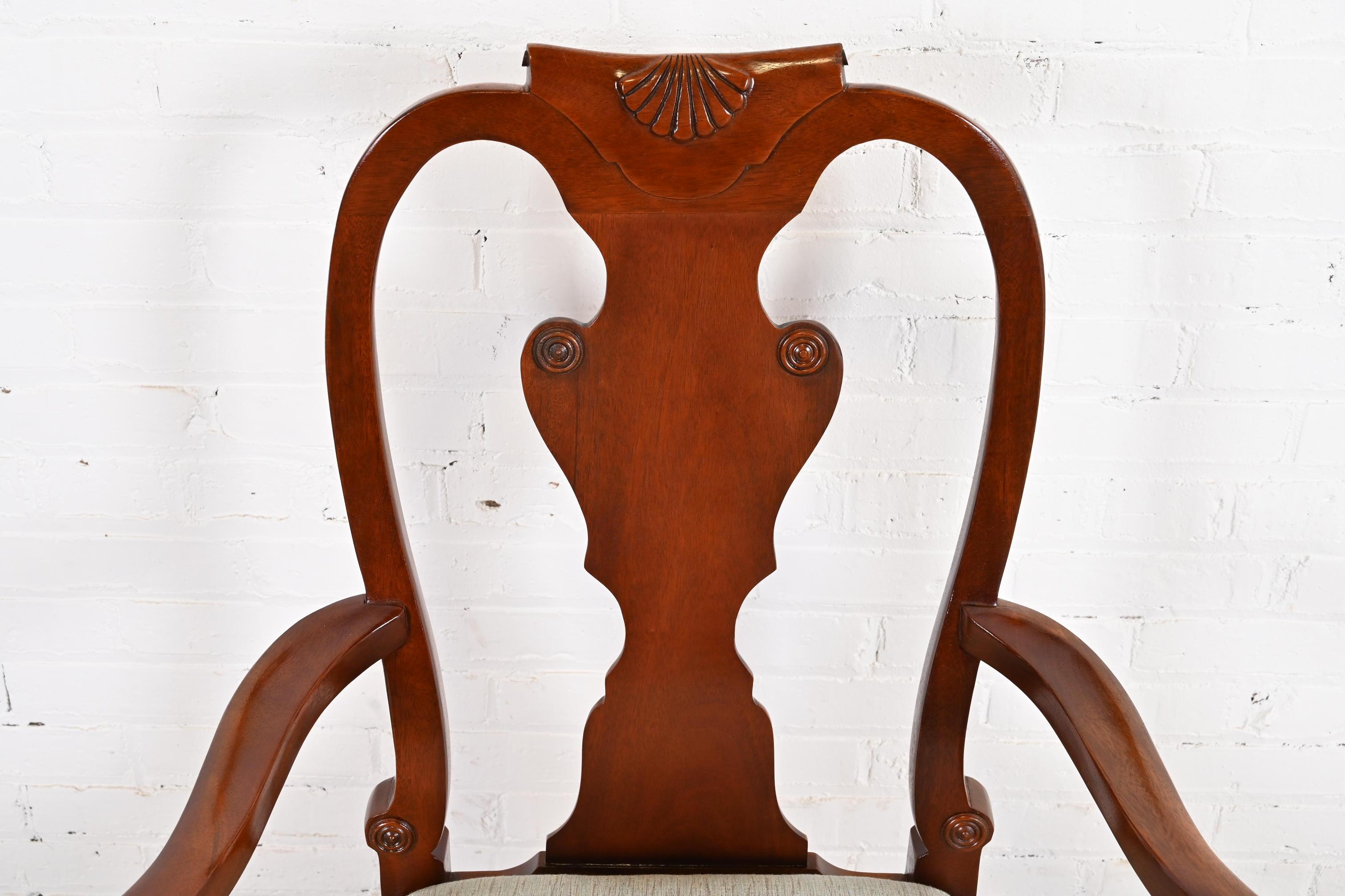 Baker Furniture Historic Charleston Georgian Carved Mahogany Dining Chairs For Sale 7
