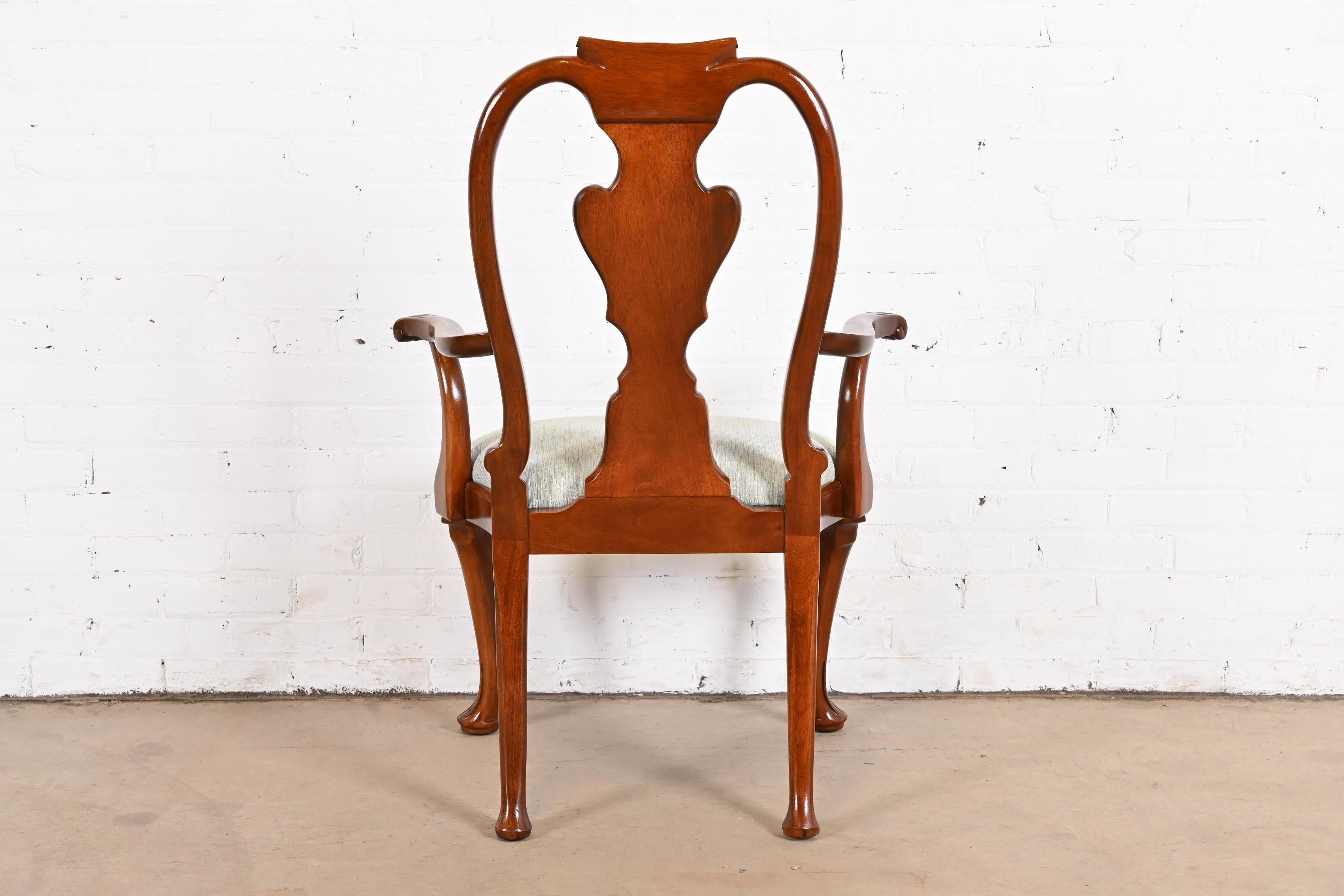 Baker Furniture Historic Charleston Georgian Carved Mahogany Dining Chairs For Sale 9