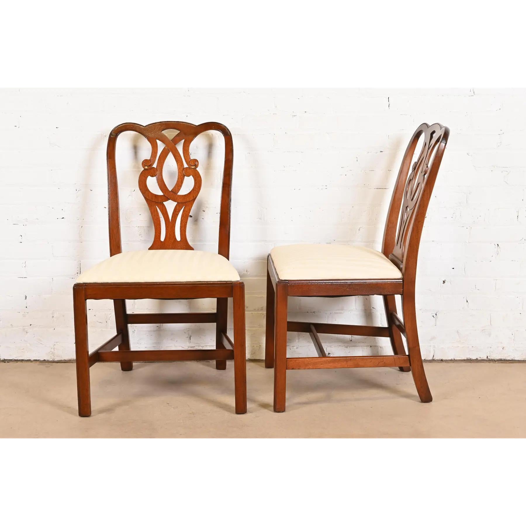 Baker Furniture Historic Charleston Georgian Carved Mahogany Dining Chairs, Six 3