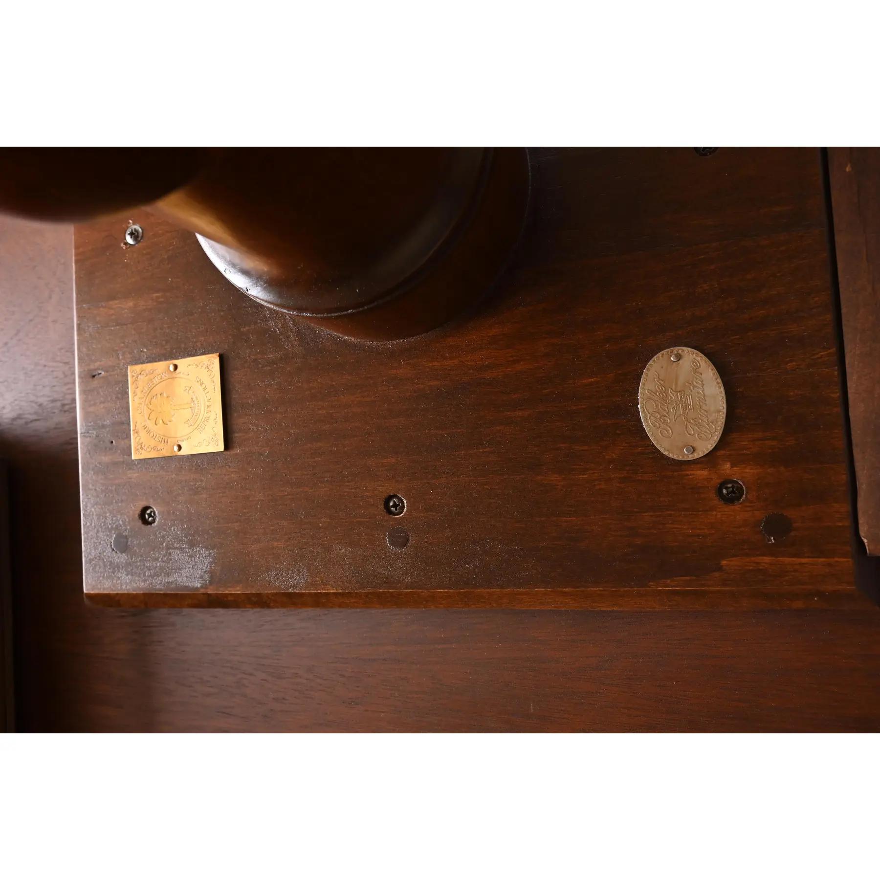 Baker Furniture Historic Charleston Georgian Dining Table, Newly Refinished For Sale 5