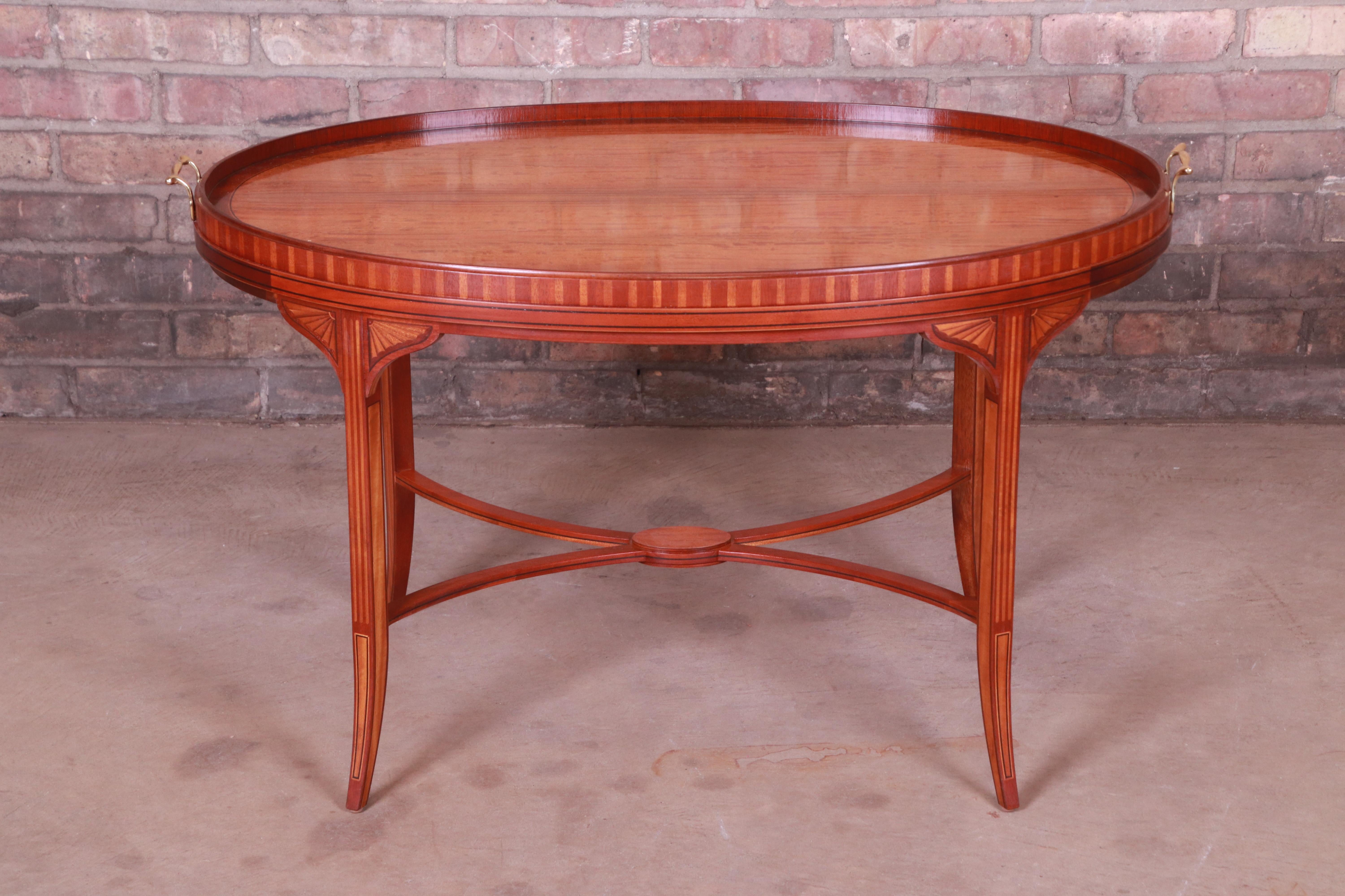 Fédéral Baker Furniture Table basse historique Charleston en acajou incrusté et bois de citronnier en vente