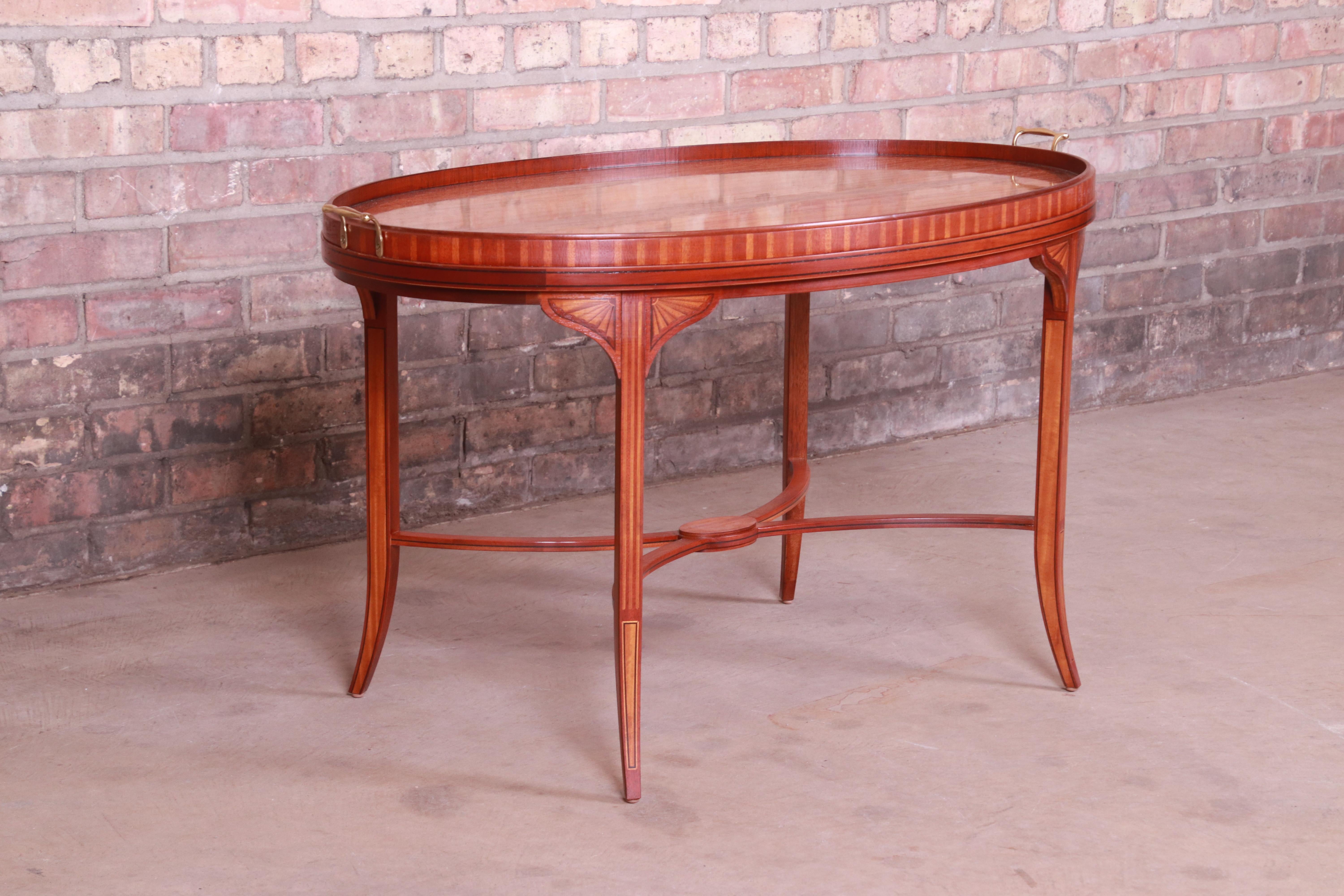 Baker Furniture Historic Charleston Inlaid Mahogany and Satinwood Coffee Table In Good Condition For Sale In South Bend, IN