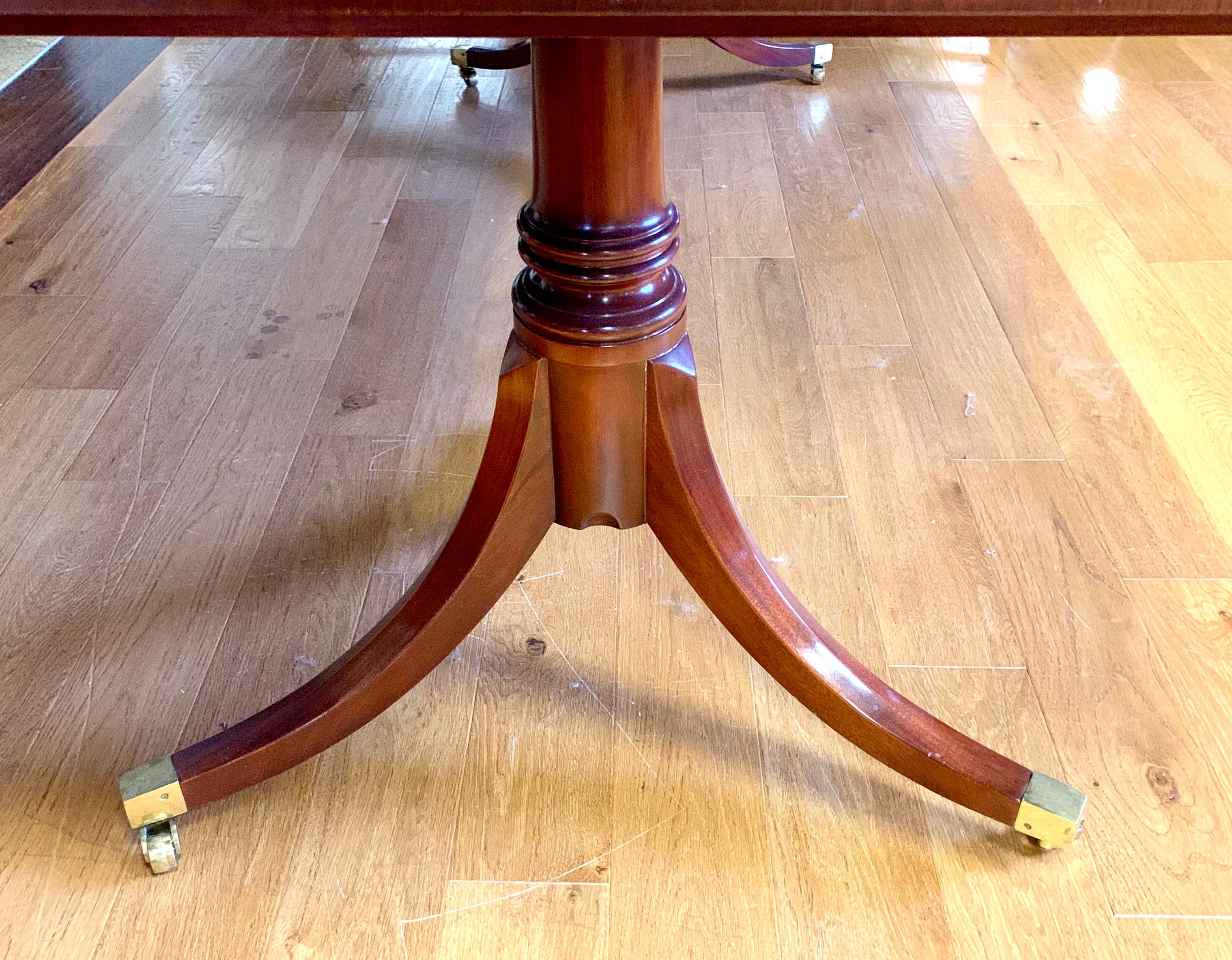 American Baker Furniture Historic Charleston Mahogany Double Pedestal Dining Table