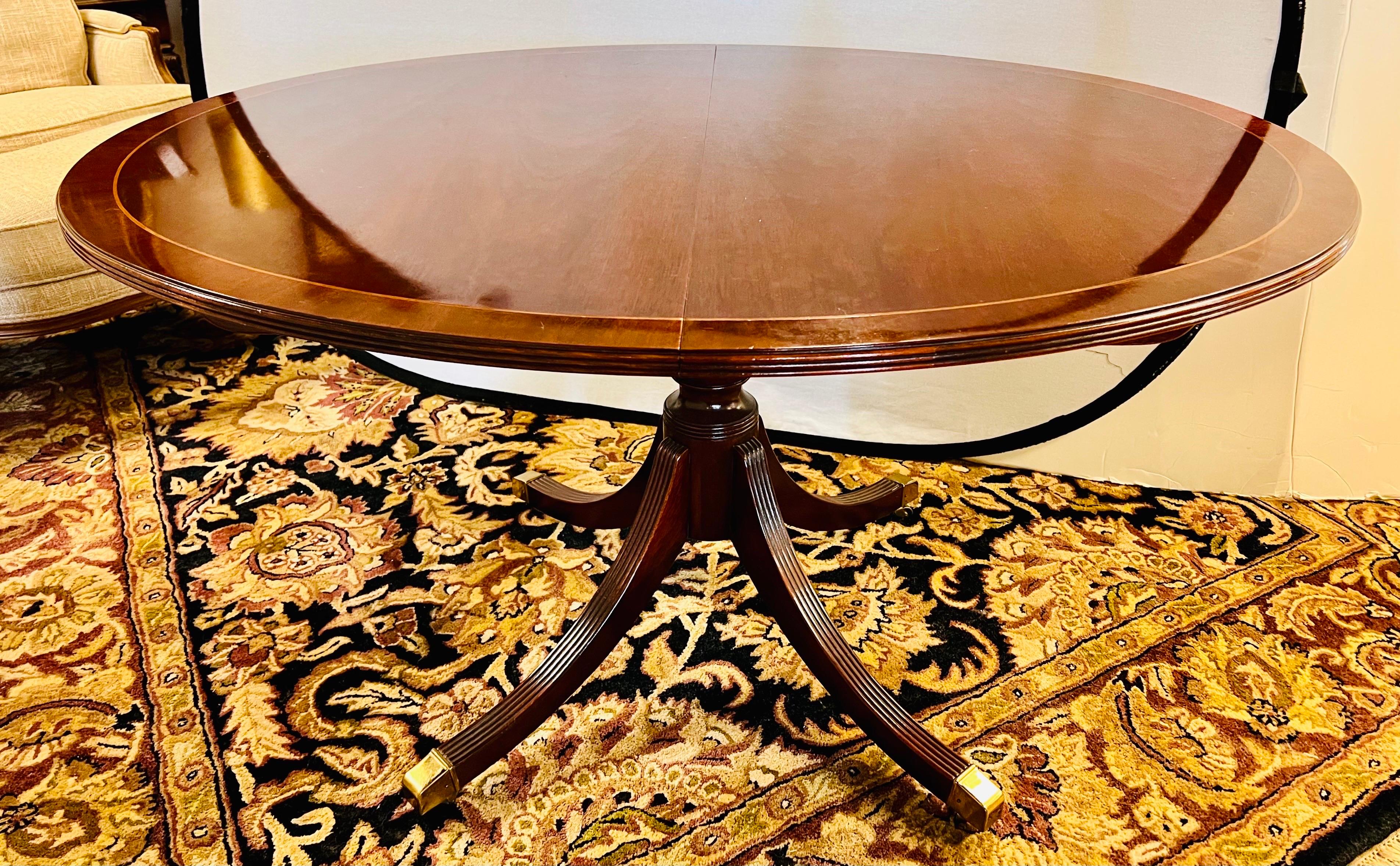 American Baker Furniture Historic Charleston Model Mahogany Inlay Round Oval Dining Table