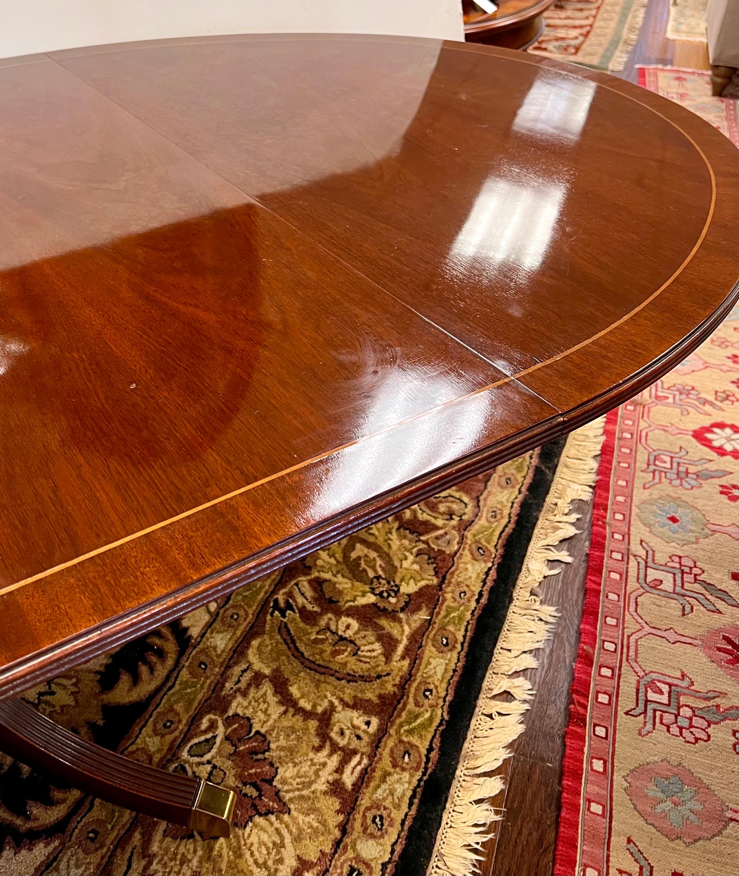 Baker Furniture Historic Charleston Model Mahogany Inlay Round Oval Dining Table 3