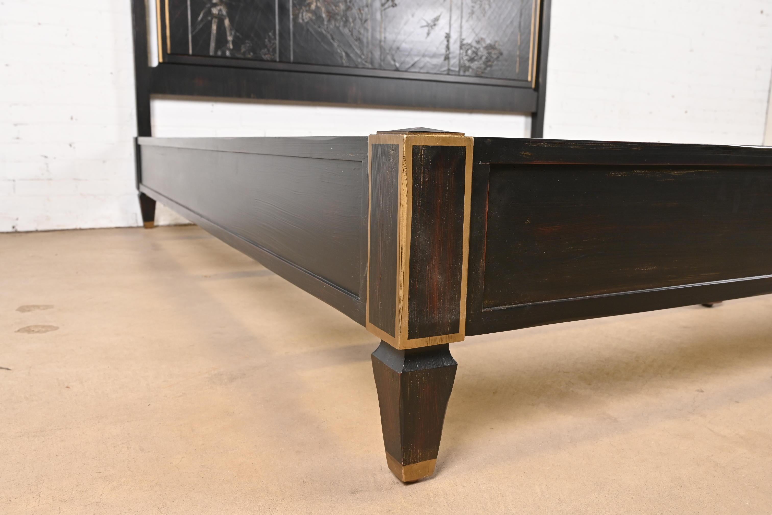 Baker Furniture Hollywood Regency Chinoiserie Ebonized King Size Bed (lit king size) en vente 3