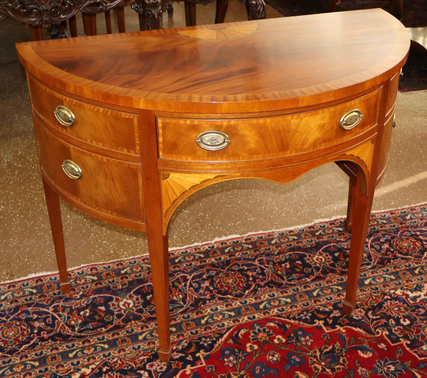 Baker Furniture Inlaid Mahogany Federal Style Demilune Sideboard Buffet Server en venta 5