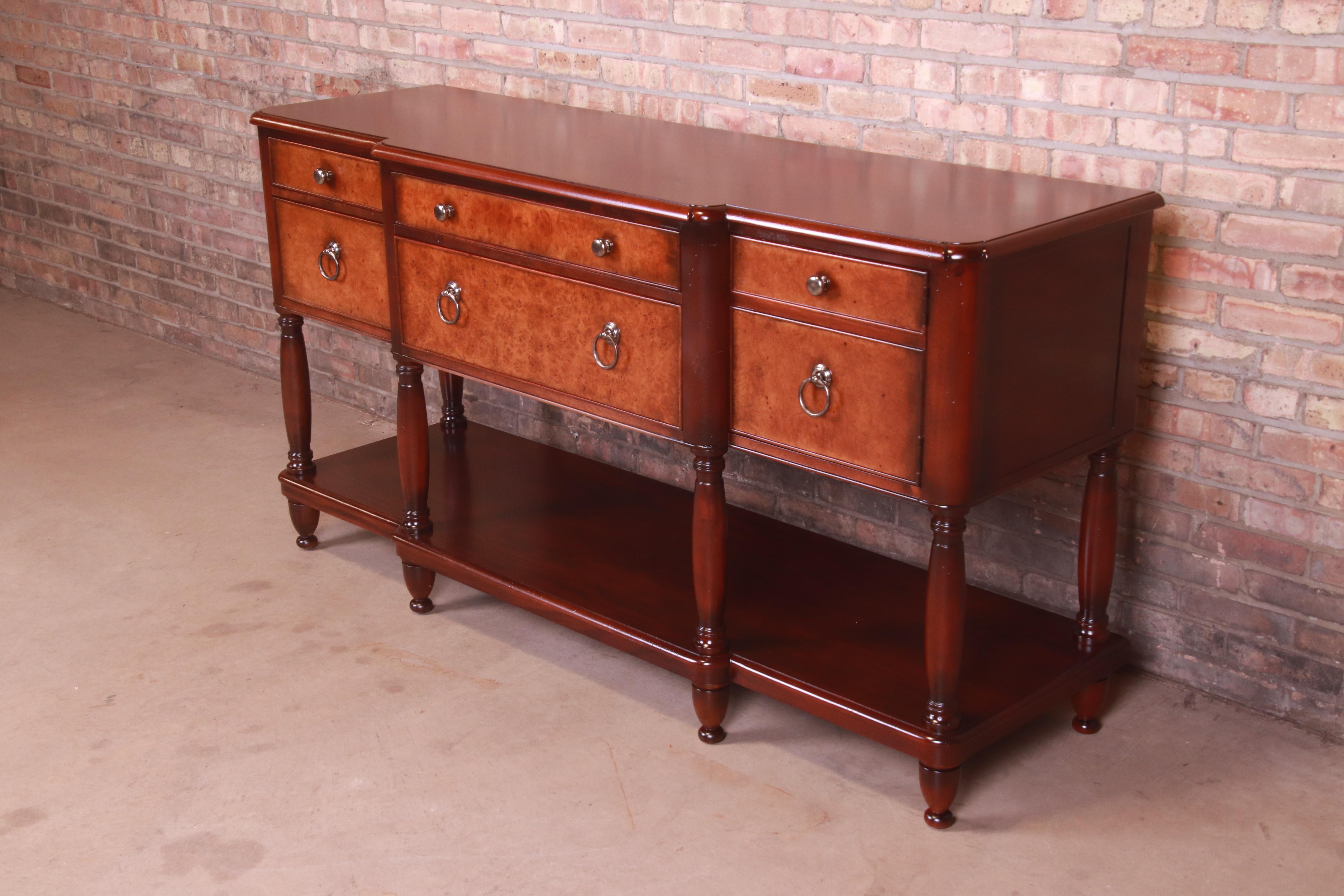 Baker Furniture Italian Provincial Mahogany and Burl Wood Sideboard, Refinished In Good Condition In South Bend, IN