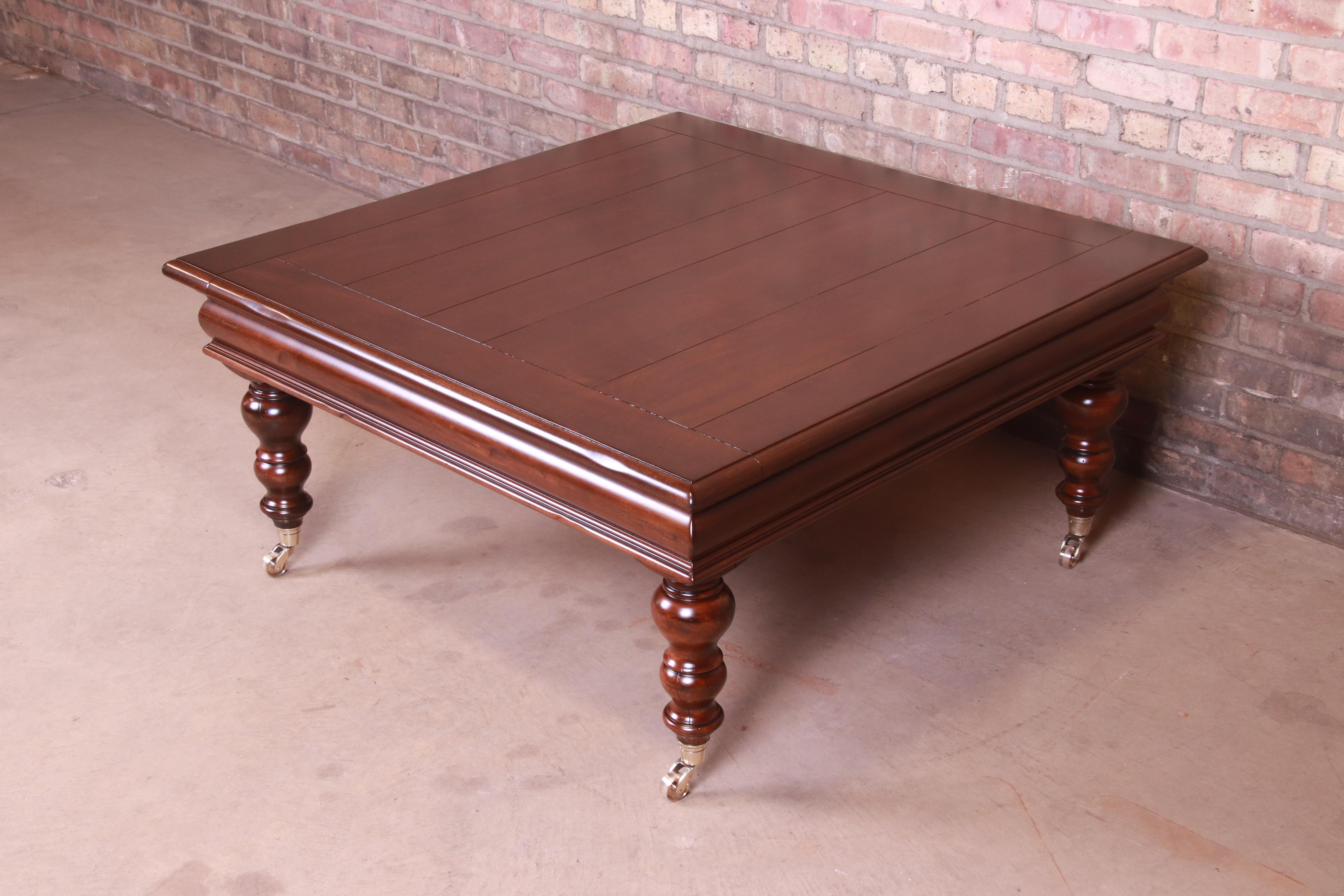 Baker Furniture Italian Provincial Maple Coffee Table, Newly Refinished In Good Condition In South Bend, IN