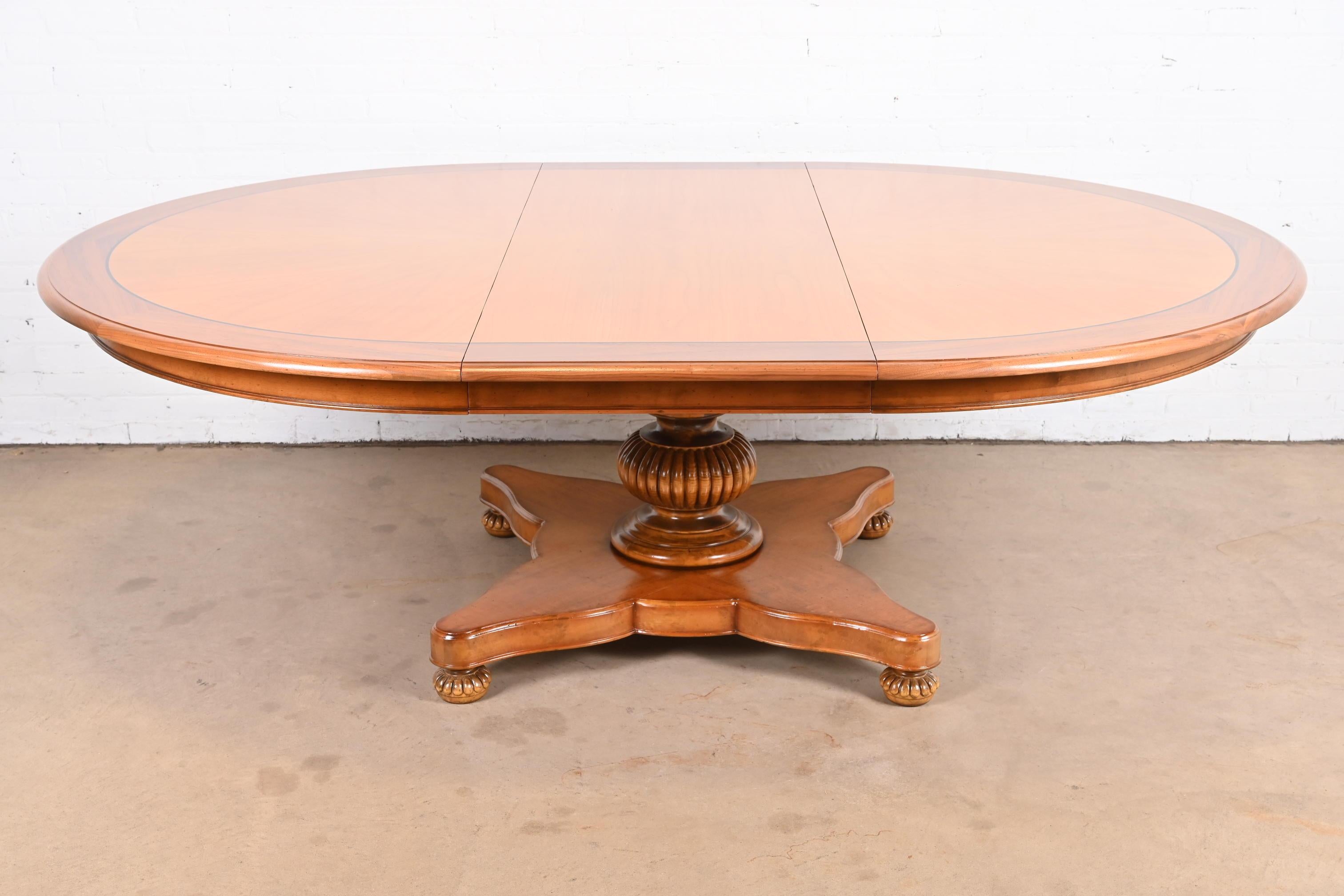 Baker Furniture Italian Provincial Pedestal Extension Dining Table, Refinished For Sale 4