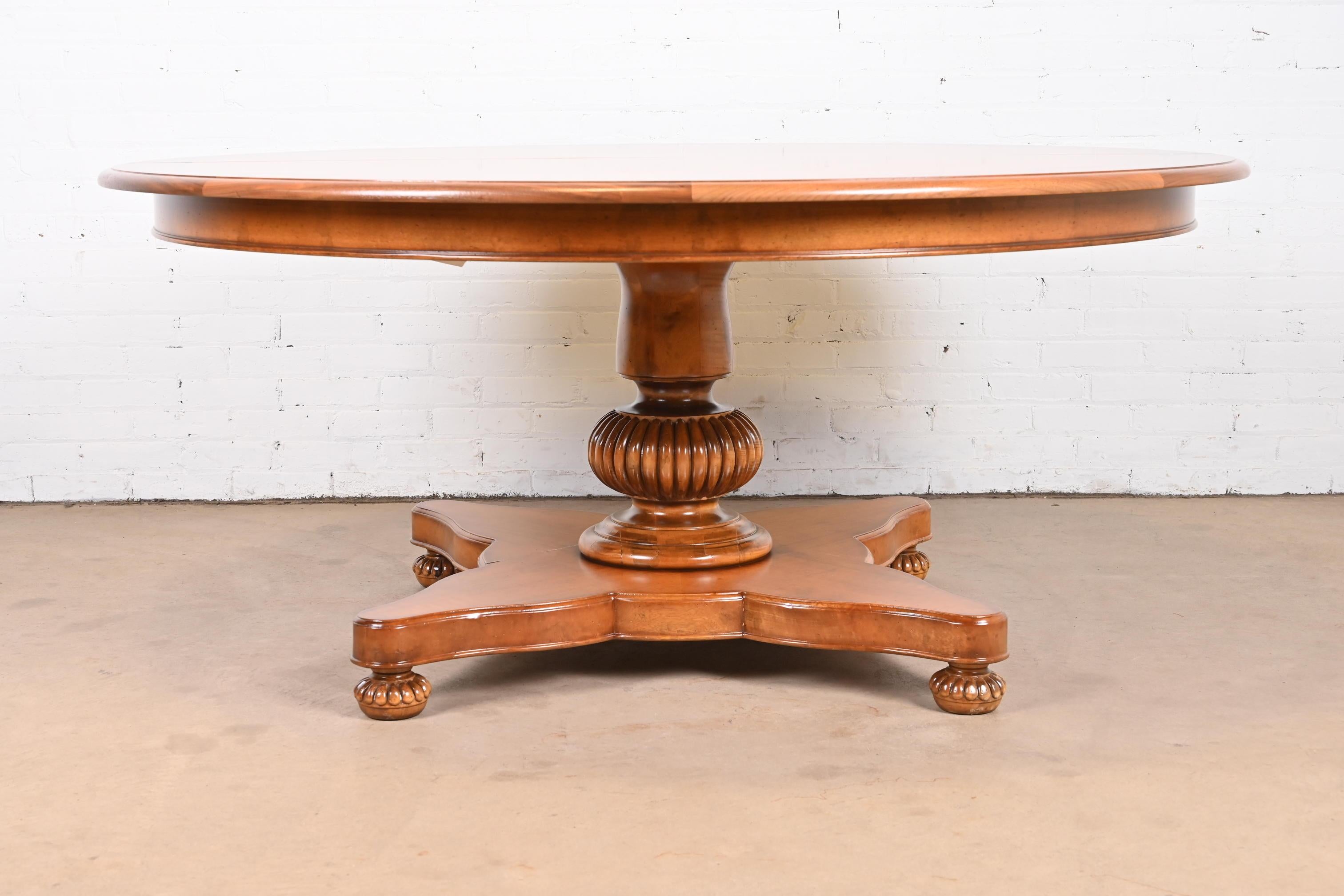 Baker Furniture Italian Provincial Pedestal Extension Dining Table, Refinished For Sale 12
