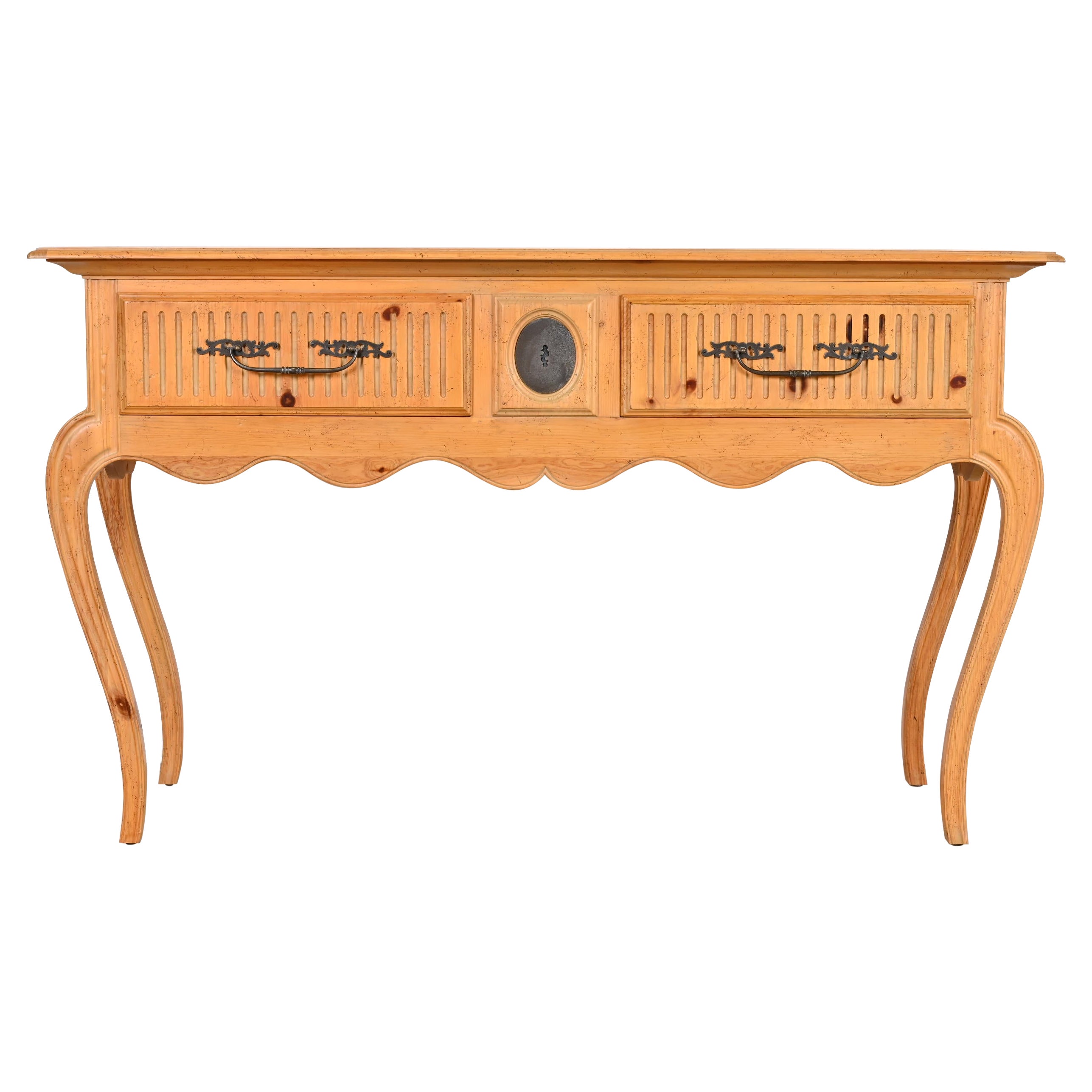 Baker Furniture Tavola da caccia o consolle in pino provinciale italiano Pine and Baker in vendita