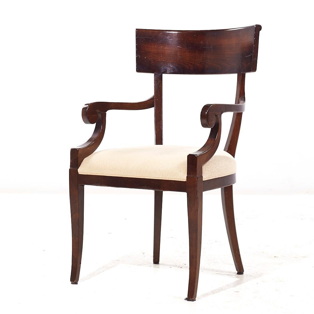 Baker Furniture Klismos Esszimmerstühle - 6er-Set im Angebot 6
