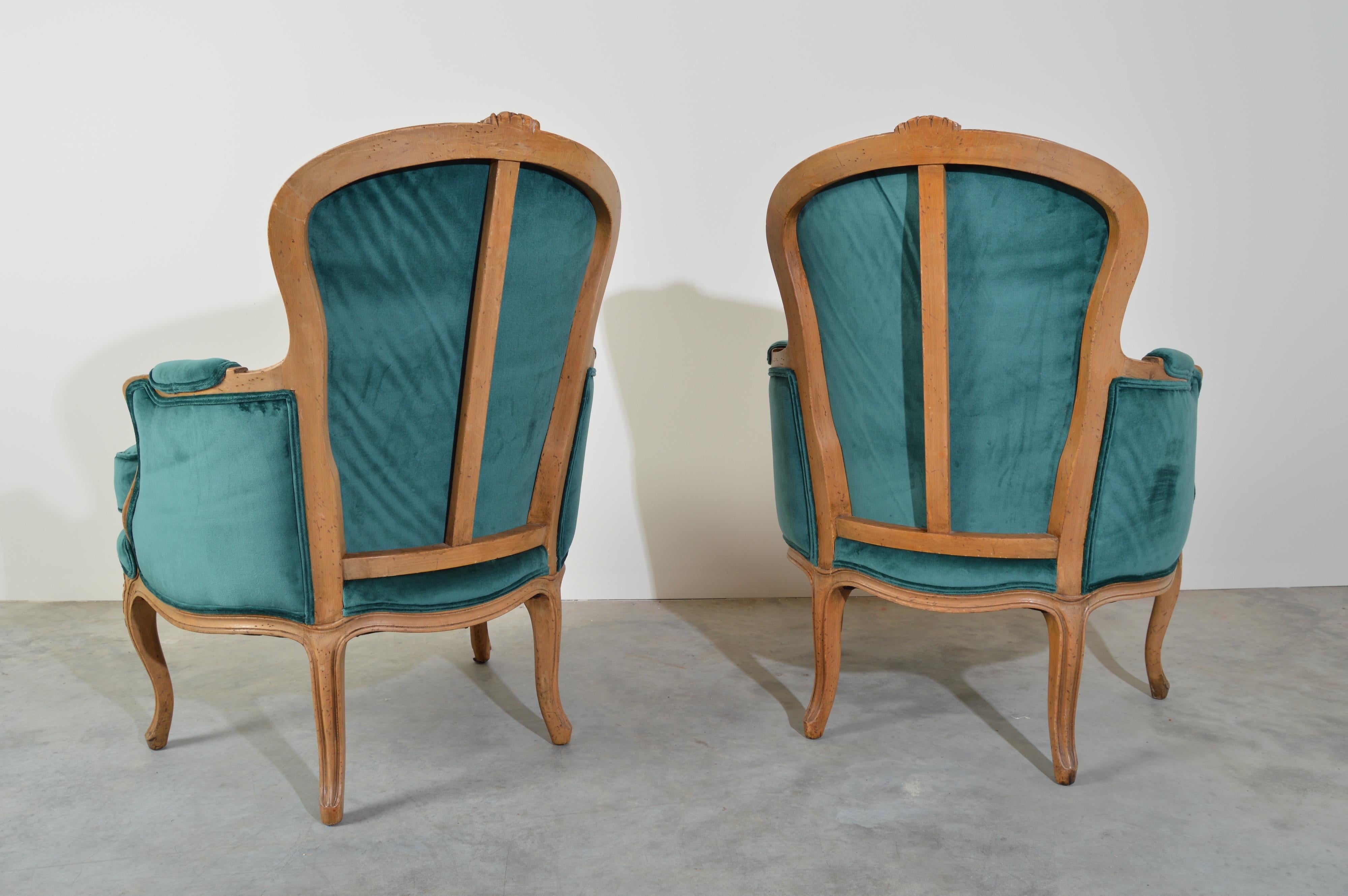 Hand-Carved Baker Furniture Louis XV Style Bergère Lounge Chairs with Ottoman in Velvet