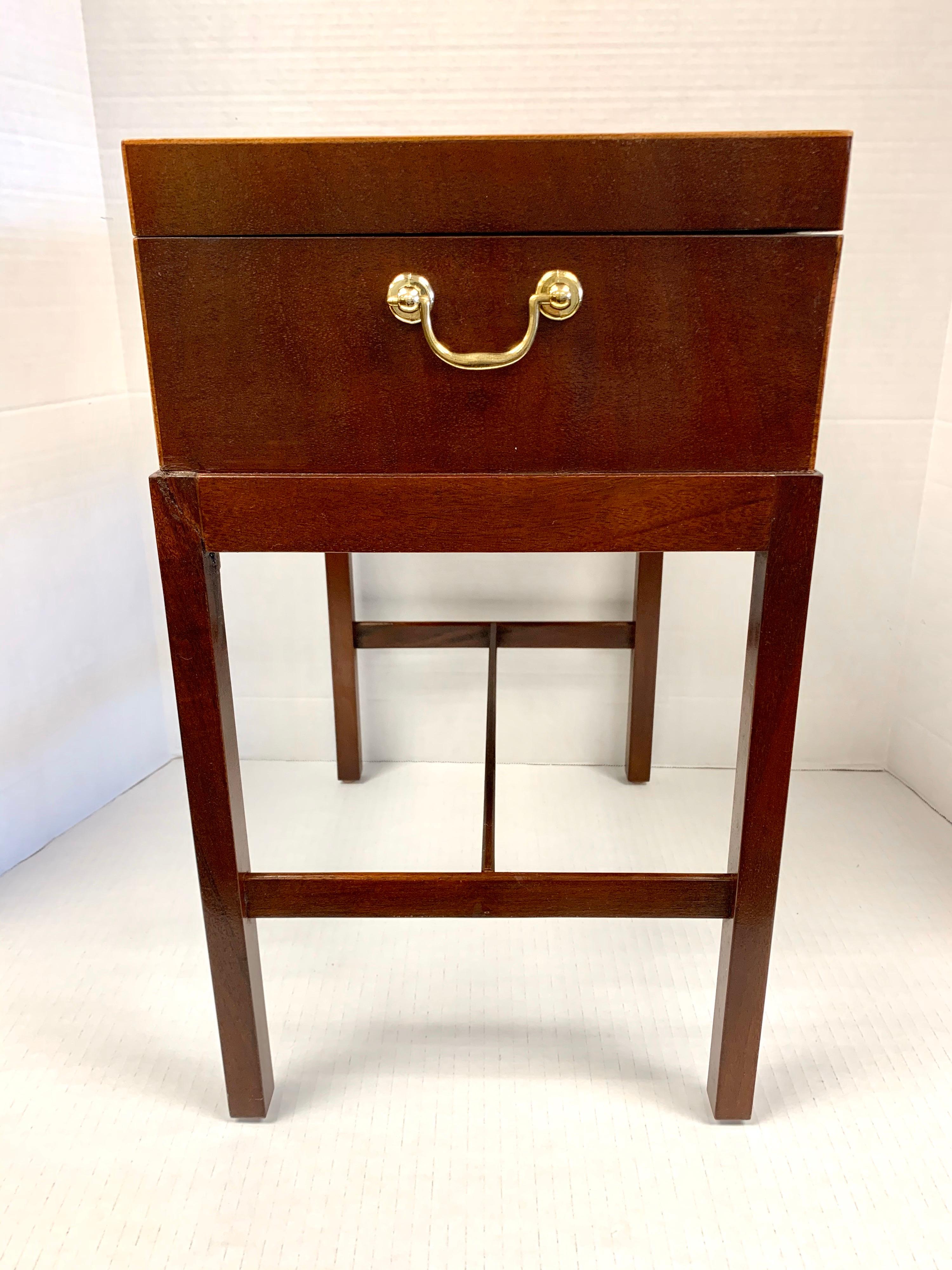 Baker Furniture Mahogany Inlay Box on Stand Table 2