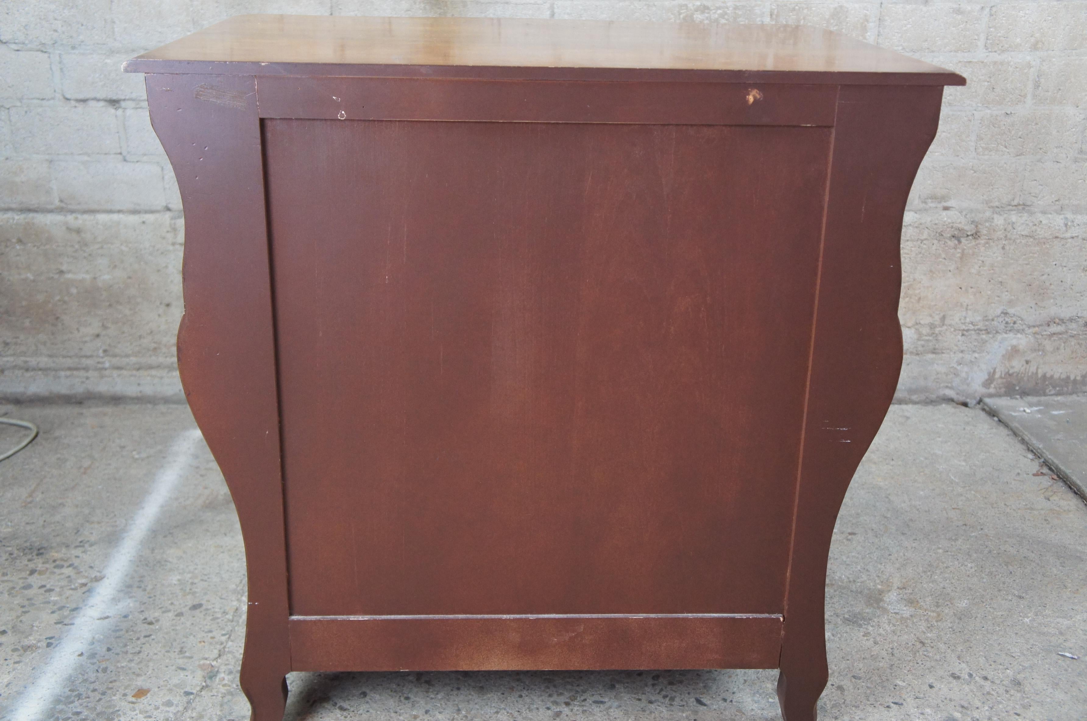 Baker Furniture McMillen Walnut Serpentine Louis XV Bombe Chest Commode Console 6