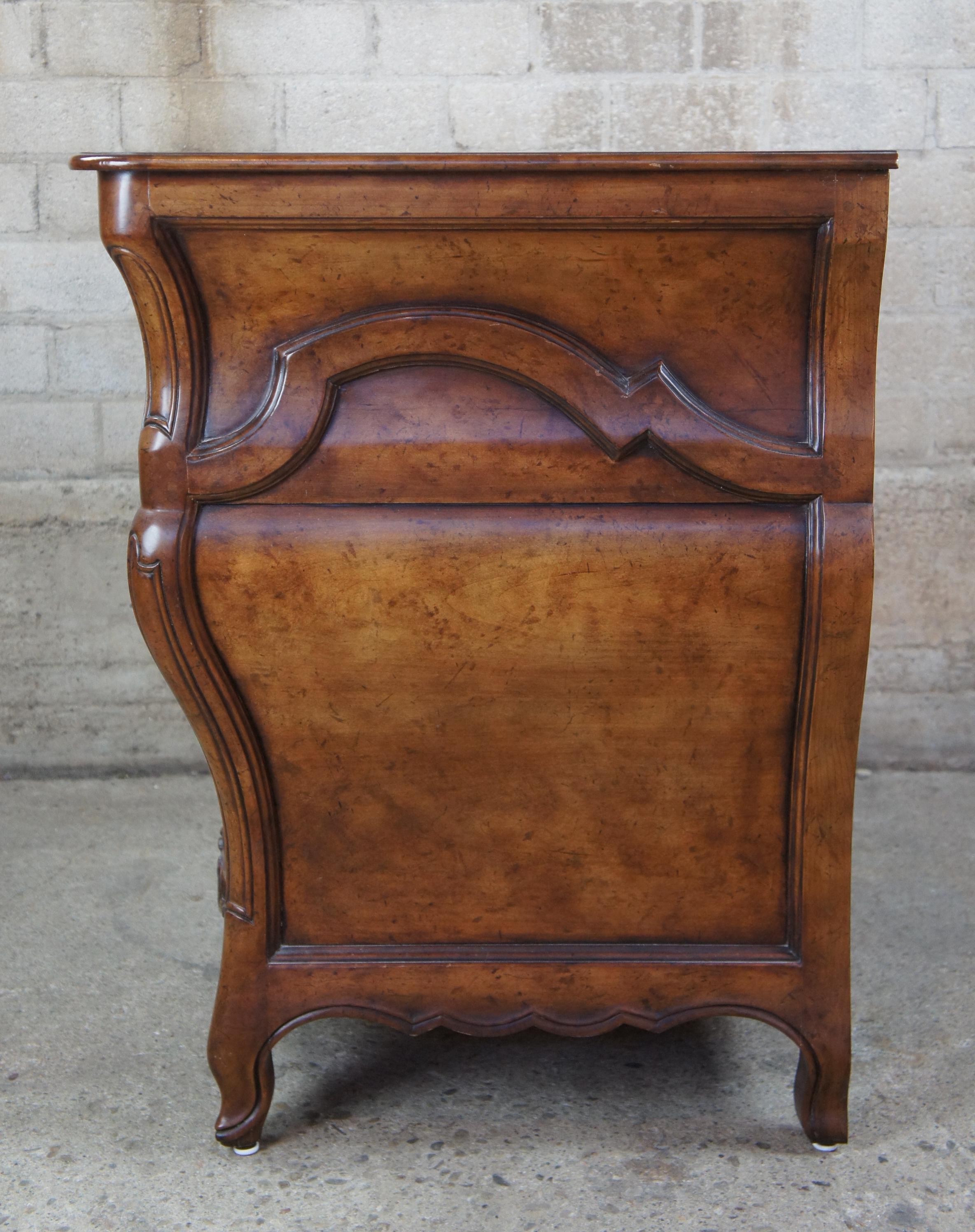 Baker Furniture McMillen Walnut Serpentine Louis XV Bombe Chest Commode Console 7