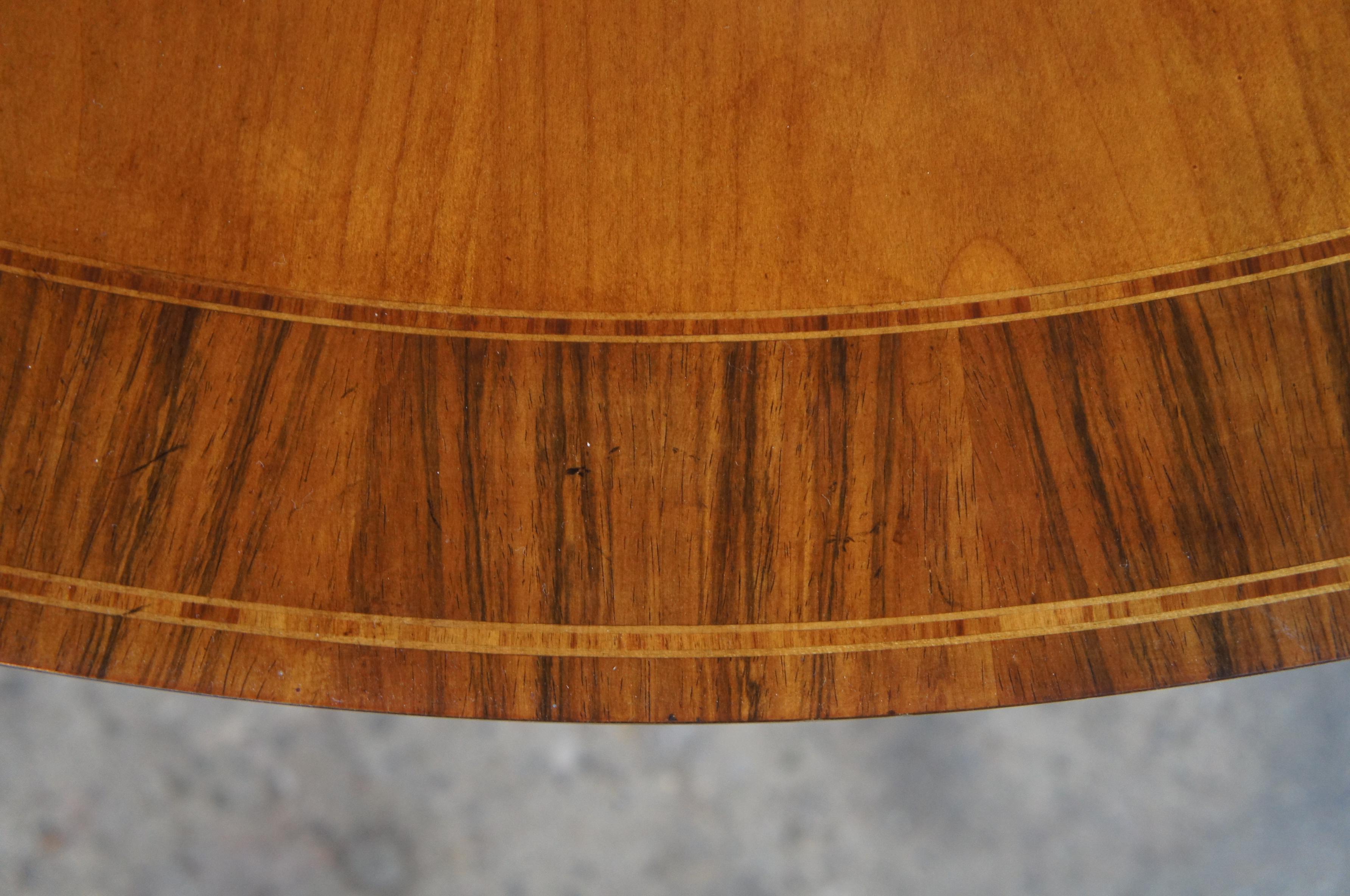 Hardwood Baker Furniture McMillian Traditional Georgian Round Extendable Pedestal Table