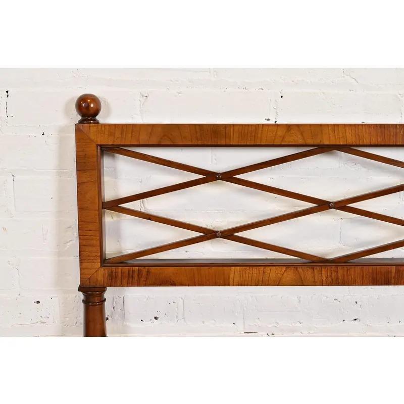 Metà XX secolo Baker Furniture - Testata da letto di metà secolo in stile reggenza francese, circa anni '60 in vendita