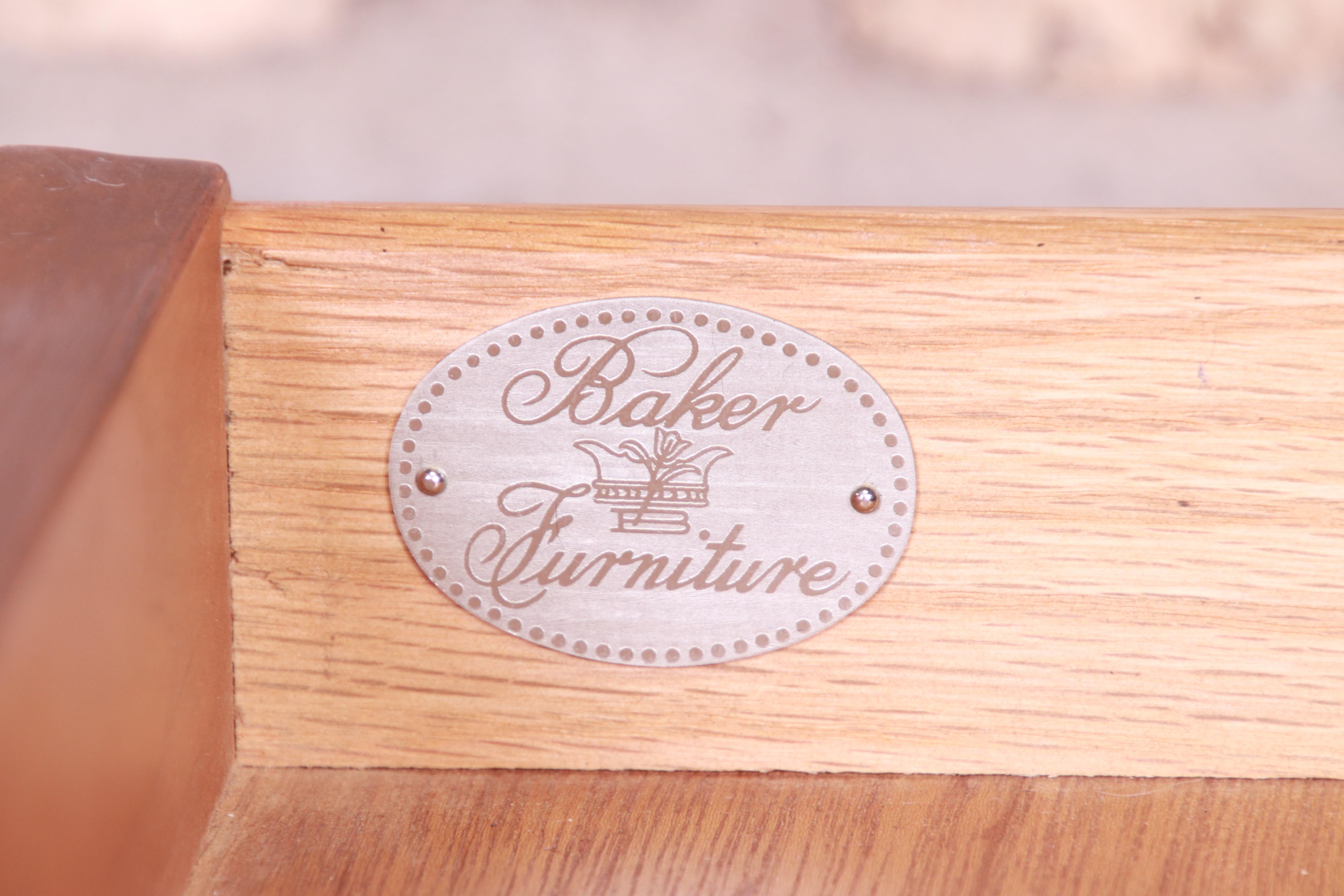 Baker Furniture Mid-Century Hollywood Regency Burled Walnut and Cane Tea Table 7