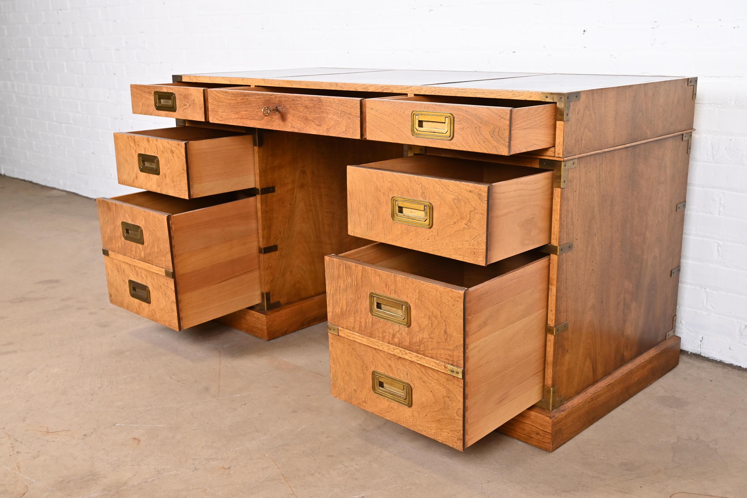 Baker Furniture Mid-Century Hollywood Regency Campaign Walnut Leather Top Desk 6