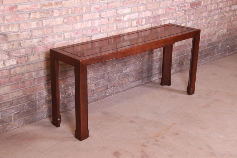 Late 20th Century Baker Furniture Mid-Century Hollywood Regency Oak and Burl Wood Console Table For Sale
