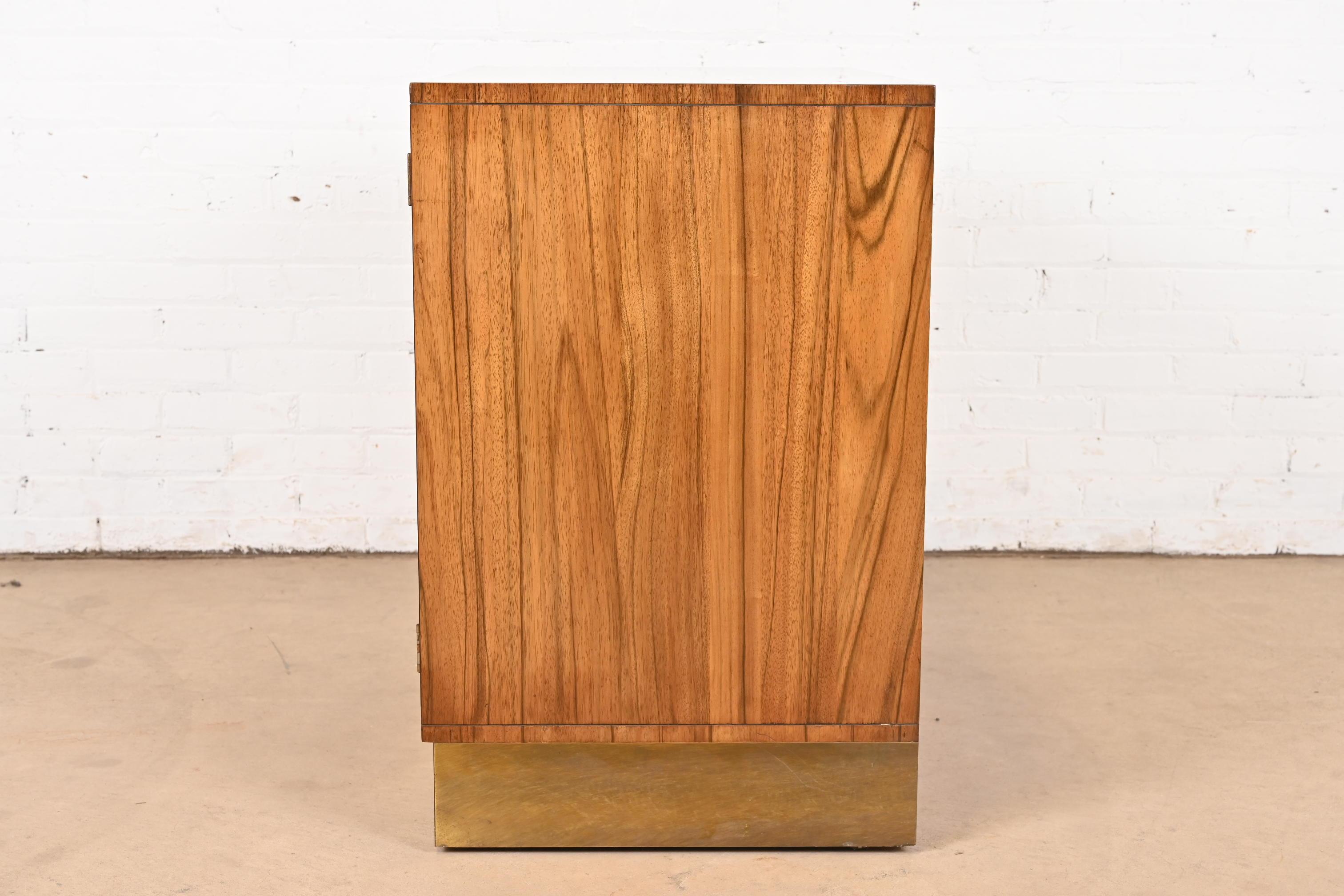 Baker Furniture Mid-Century Modern Campaign Rosewood Bar Cabinet, Circa 1960s For Sale 4