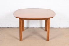Table de petit déjeuner ou table de jeu Baker Furniture en noyer marqueté, moderne du milieu du siècle dernier