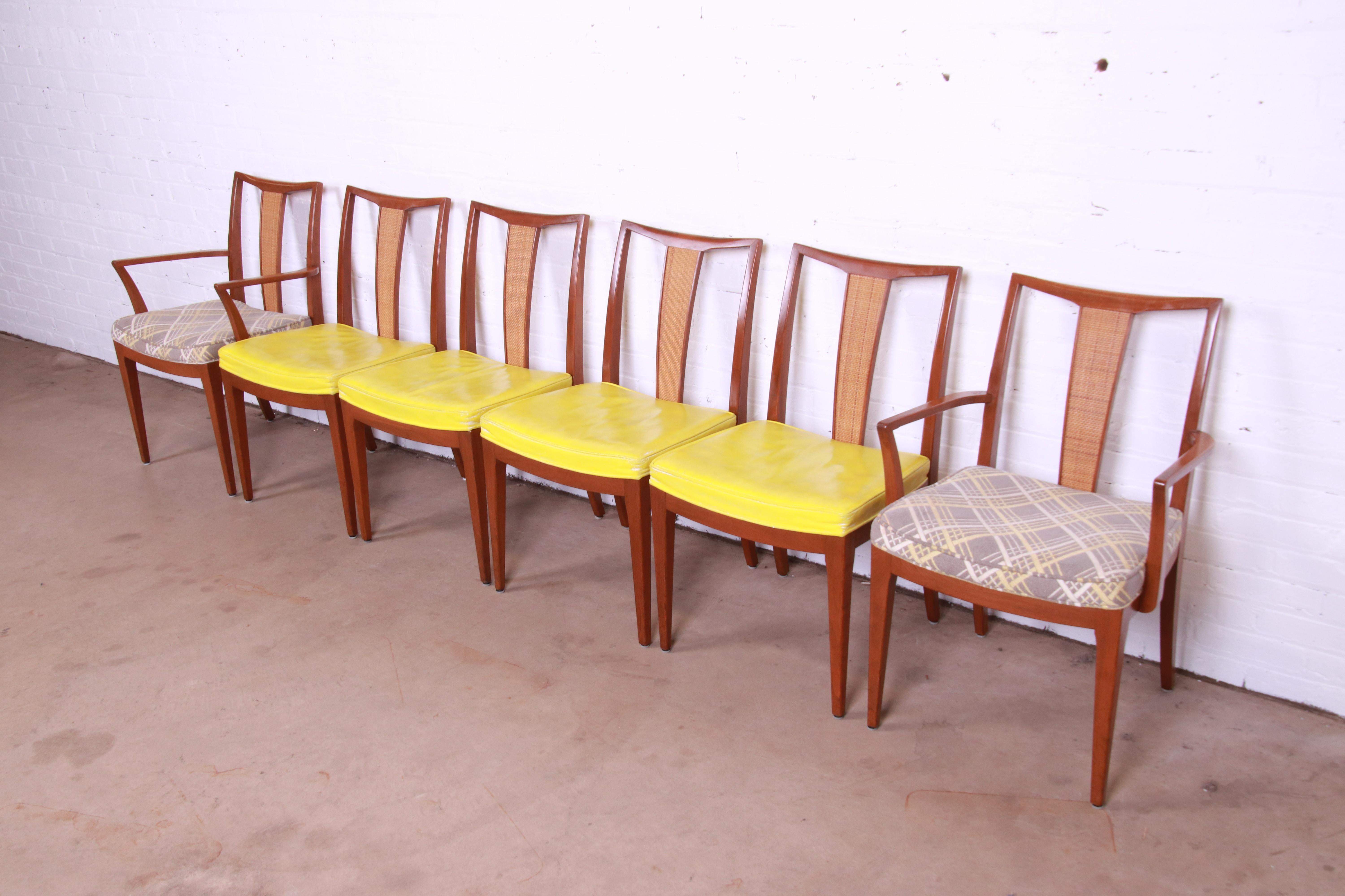 Baker Furniture Mid-Century Modern Sculpted Walnut and Rattan Dining Chairs In Good Condition In South Bend, IN