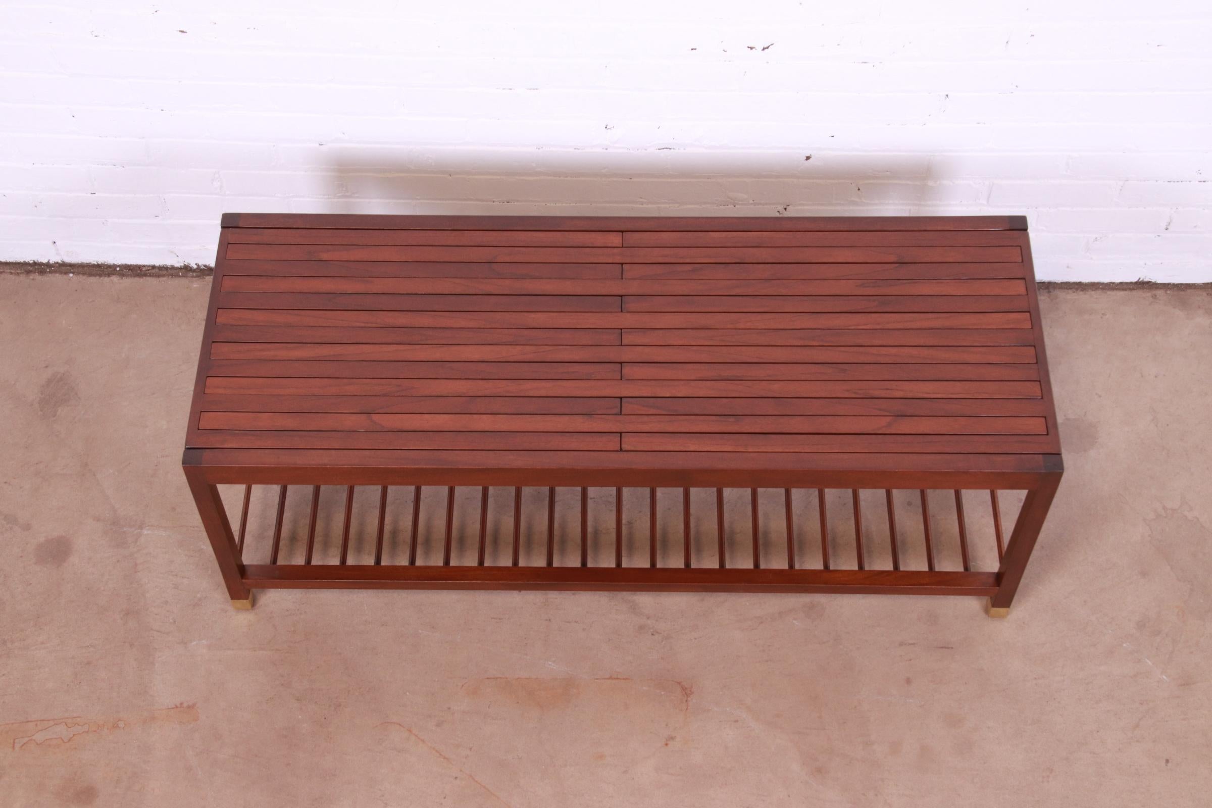 Baker Furniture Mid-Century Modern Teak Slat Expanding Coffee Table, Refinished For Sale 2