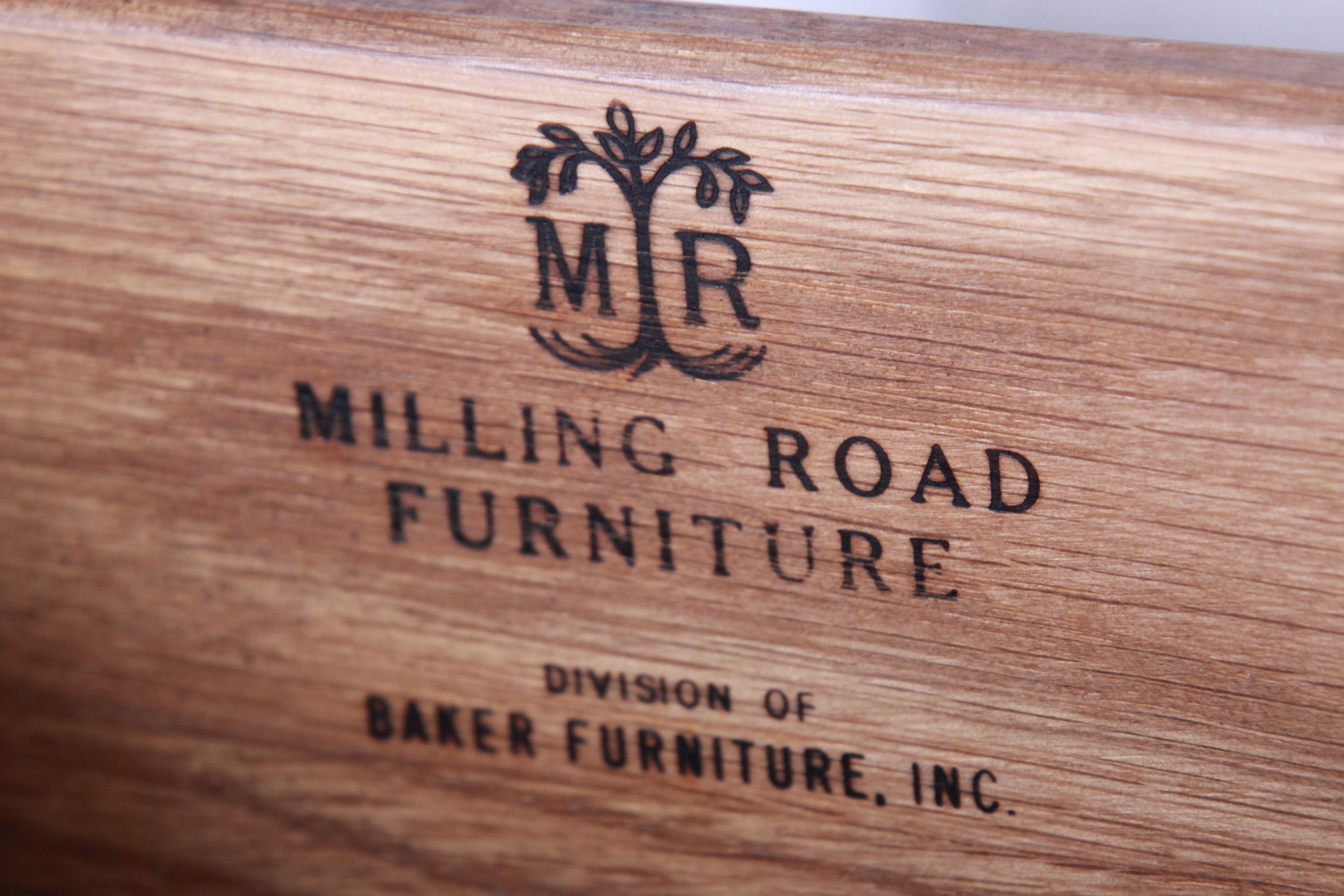 Baker Furniture Milling Road French Provincial Louis XV Cherry Triple Dresser en vente 9