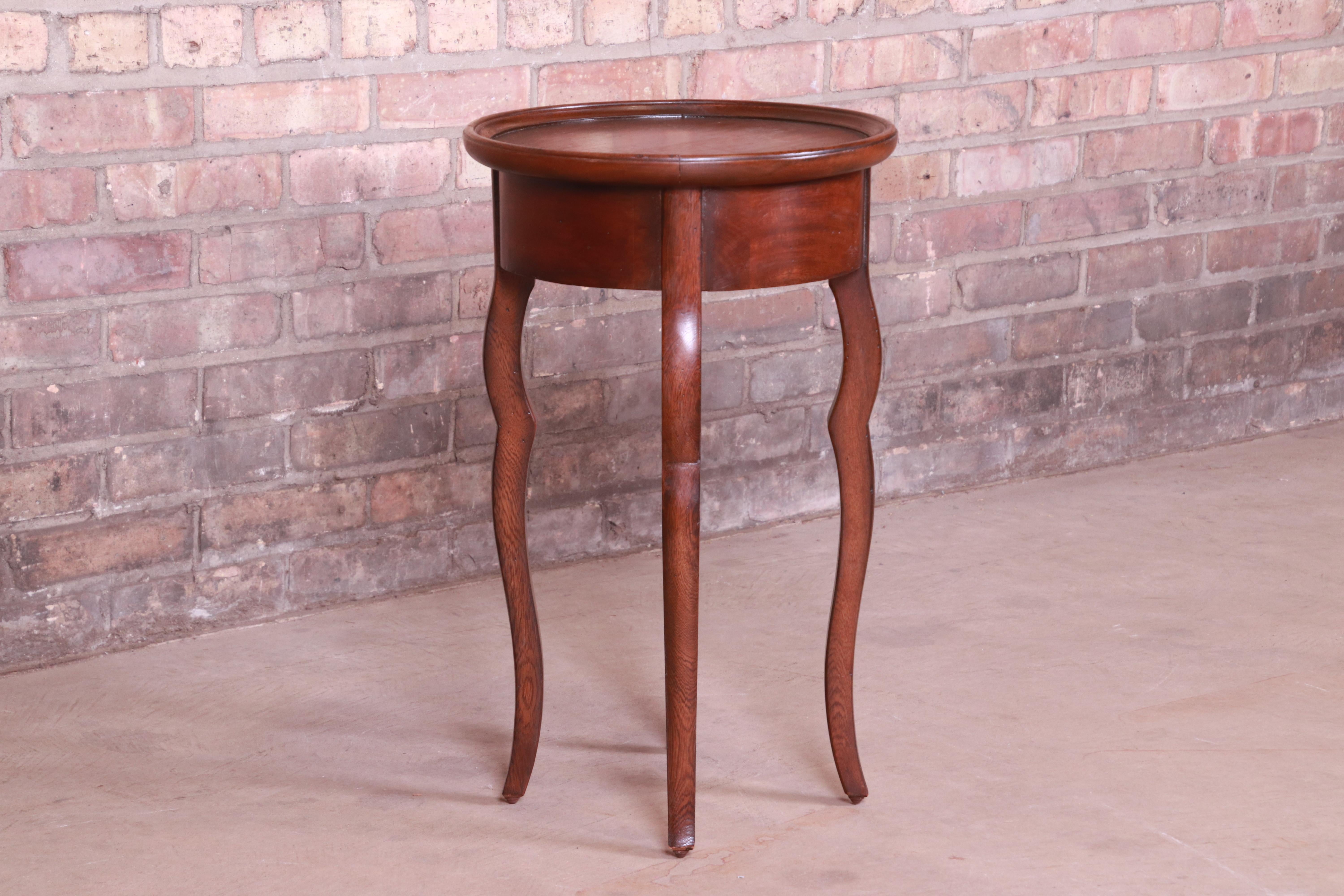 Baker Furniture Milling Road French Provincial Mahogany Side Table In Good Condition In South Bend, IN