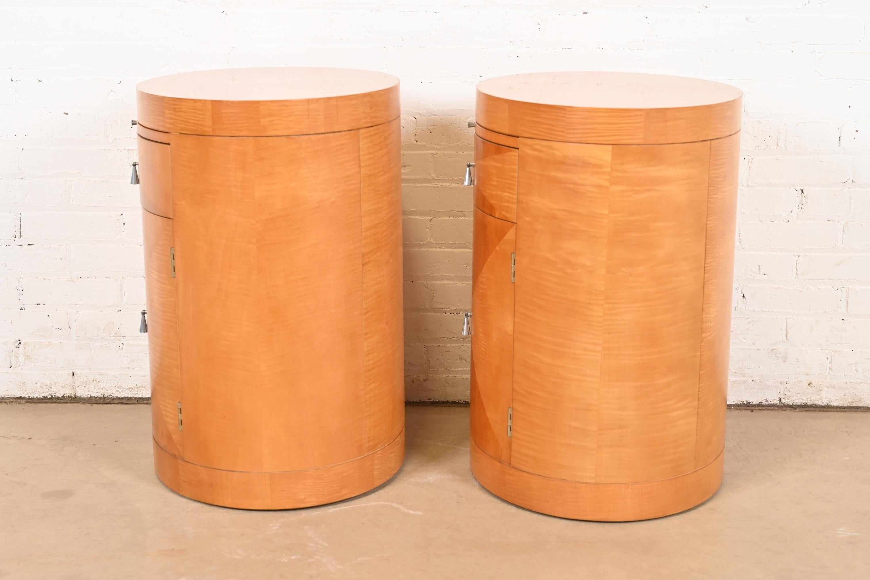 Baker Furniture Modern Art Deco Primavera Oval Nightstands, Pair For Sale 5