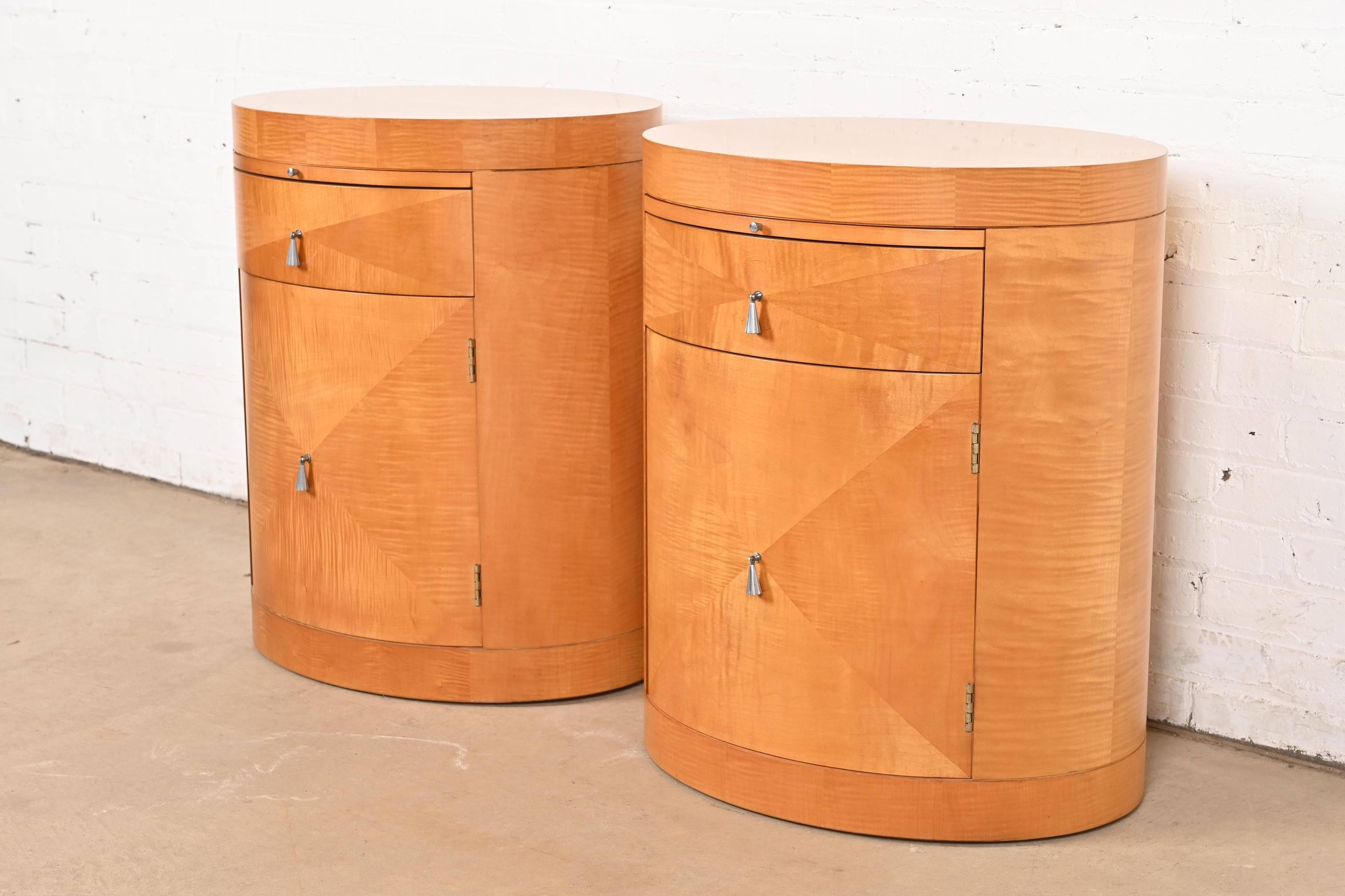 Baker Furniture Modern Art Deco Primavera Oval Nightstands, Pair In Good Condition For Sale In South Bend, IN