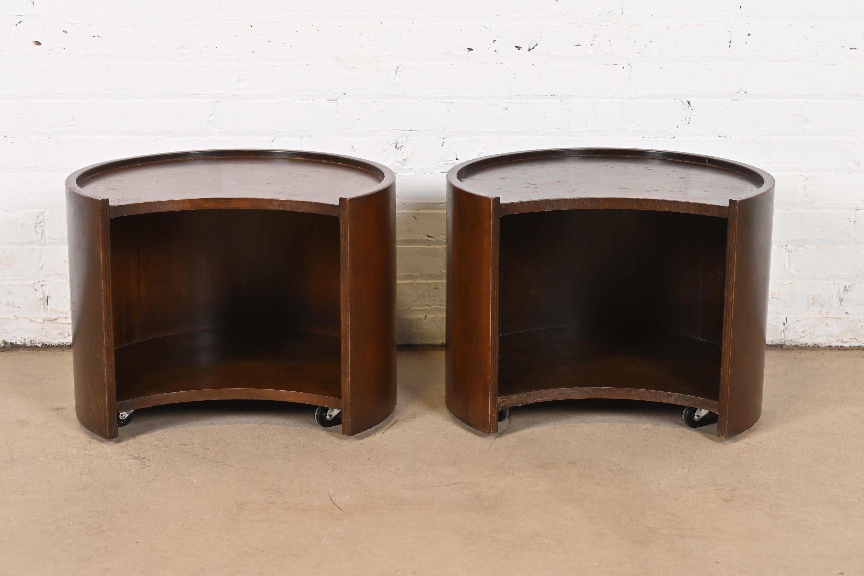 Baker Furniture Modern Maple Concave Occasional Side Tables or Nightstands, Pair In Good Condition For Sale In South Bend, IN