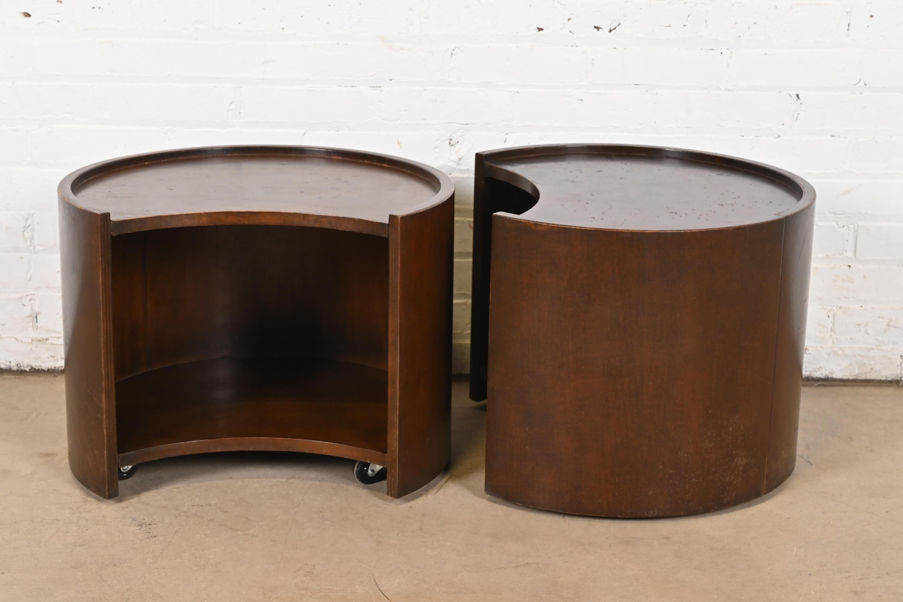 Baker Furniture Modern Maple Concave Occasional Side Tables or Nightstands, Pair For Sale 1