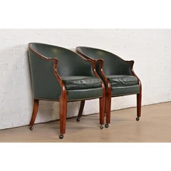 Baker Furniture Moderne Regency Leder gepolsterte Lounge-Stühle, Paar