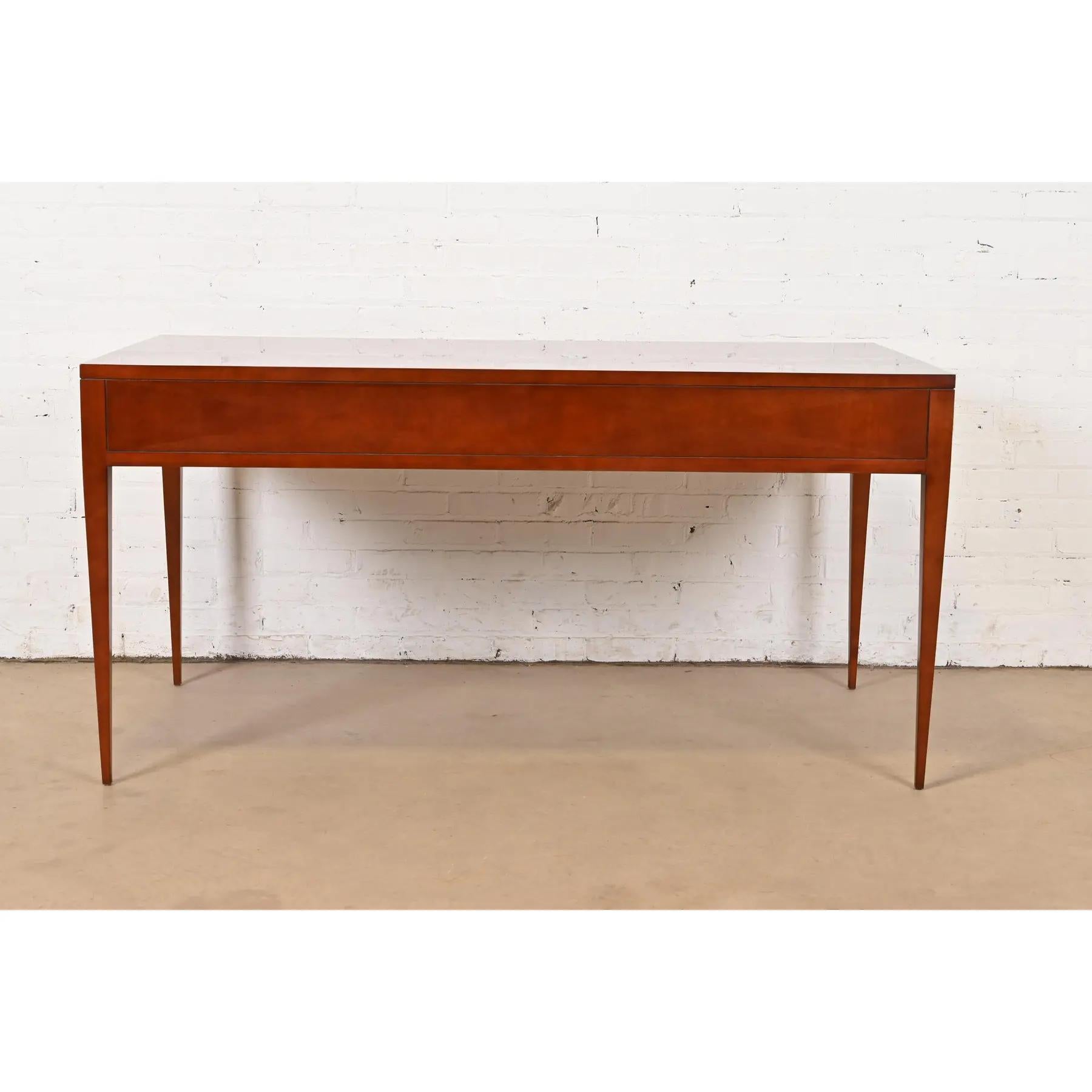 Baker Furniture Moderner Regency Schreibtisch oder Bureau Plat Schreibtisch im Angebot 6