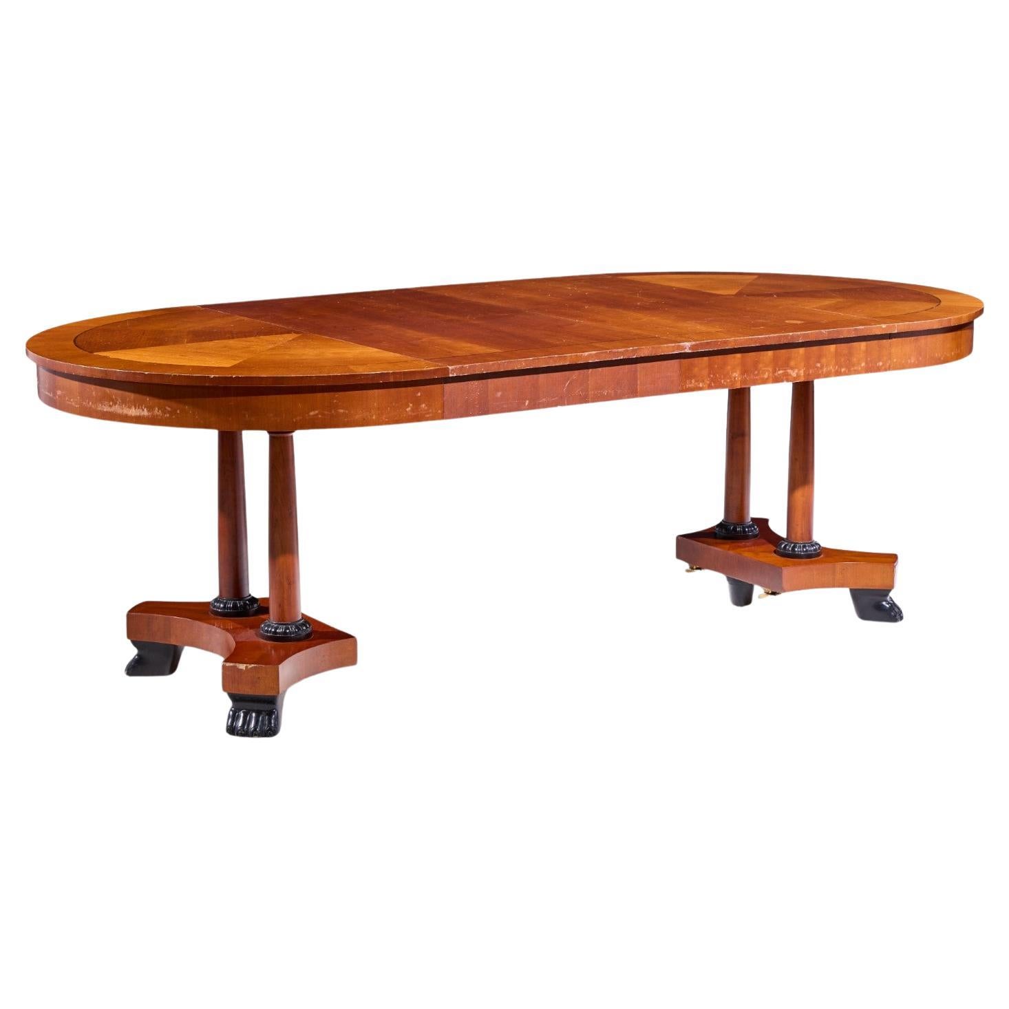 Meubles Baker Table à manger extensible en bois de cerisier néoclassique avec 2 abattants en vente