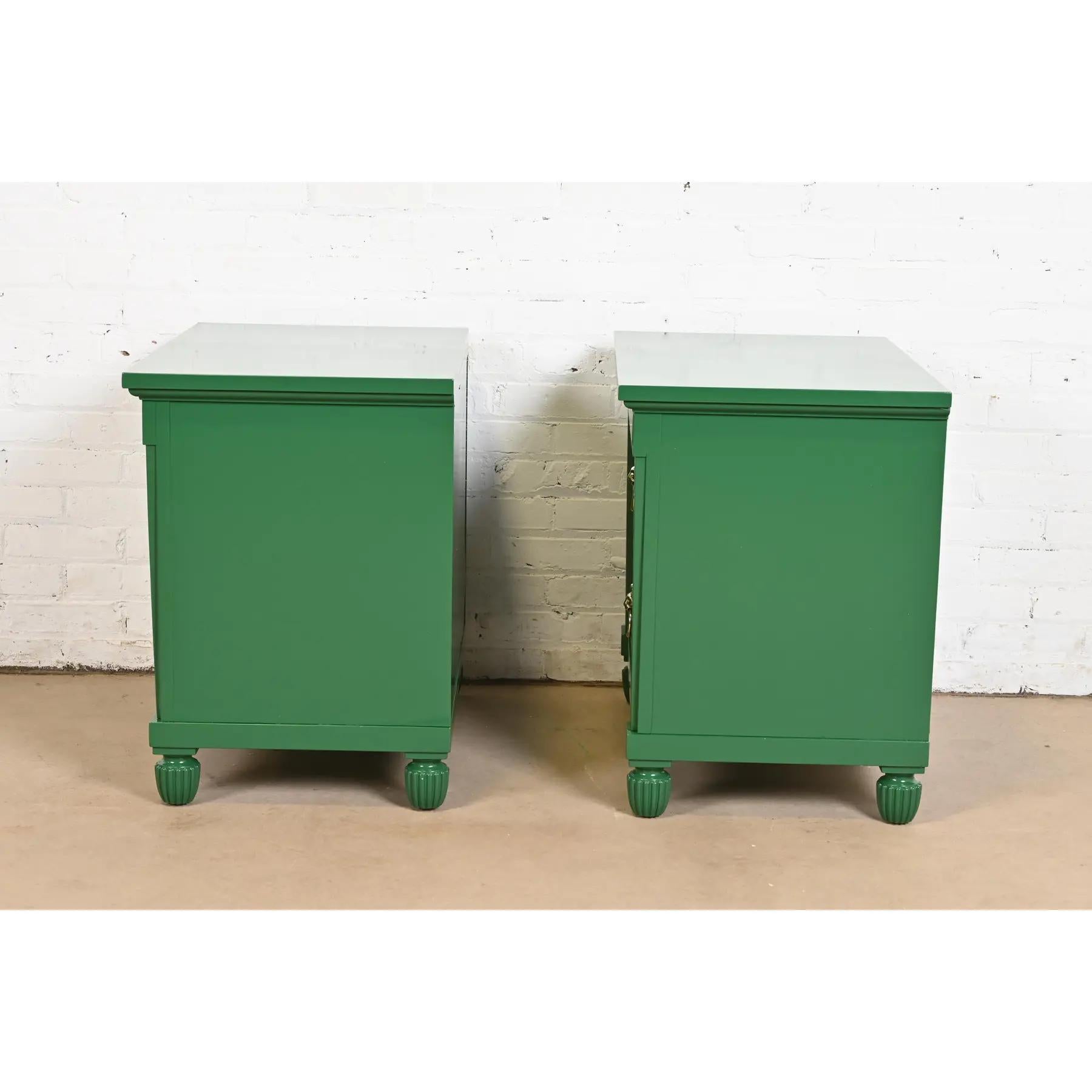 Baker Furniture Neoclassical Green Lacquered Mahogany Nightstands, Refinished For Sale 5