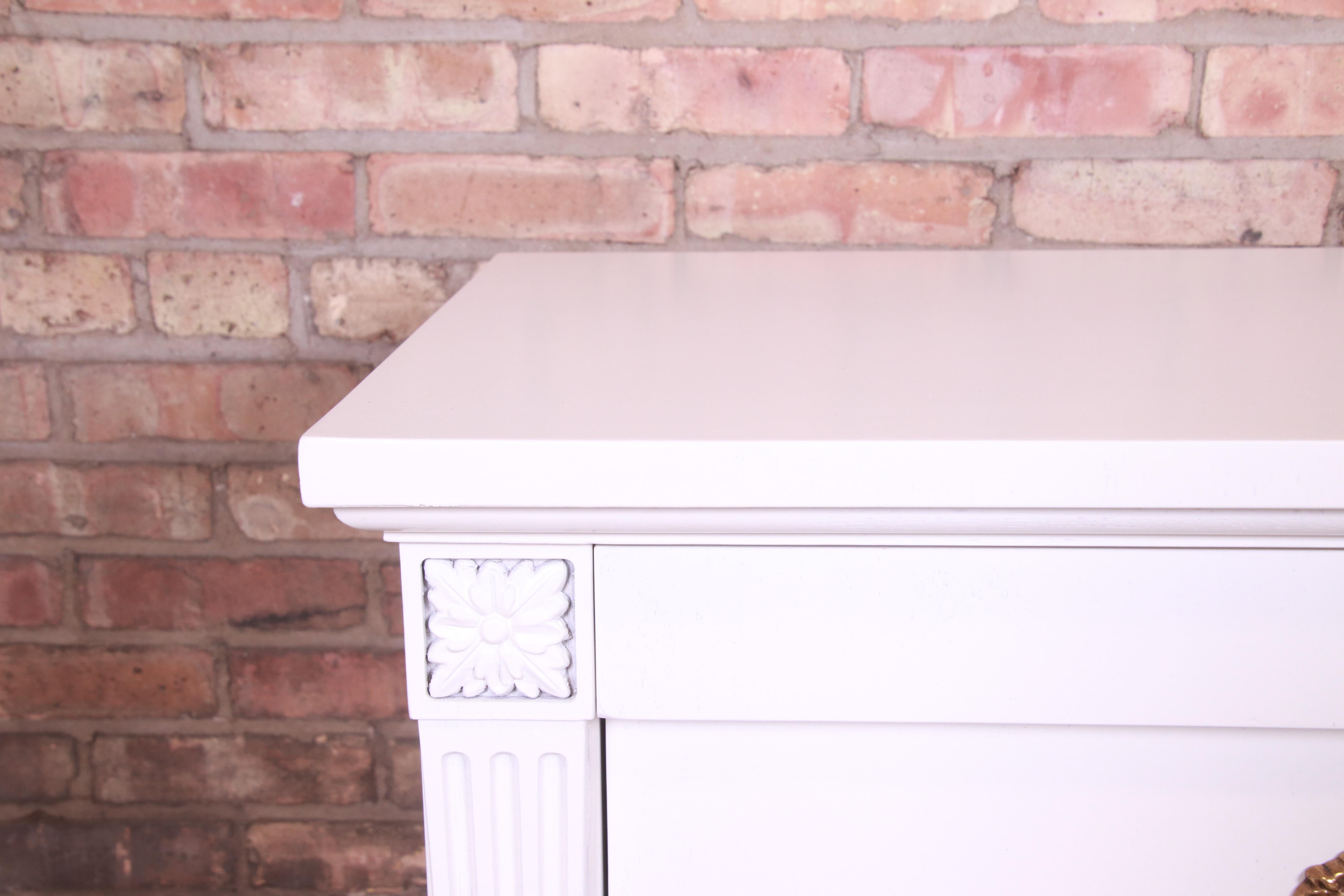 Baker Furniture Neoclassical White Lacquered Nightstands, Newly Refinished For Sale 1