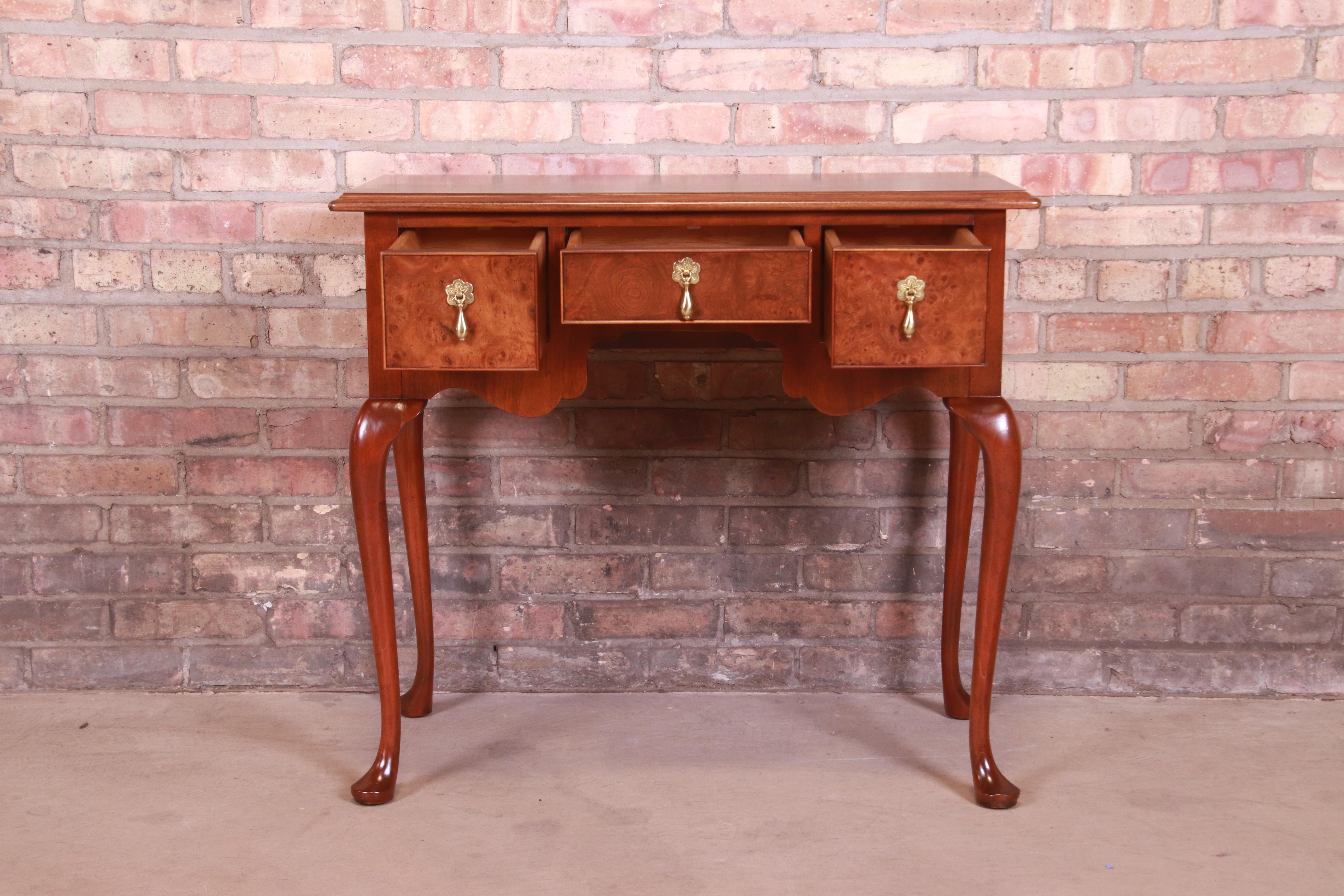 Baker Furniture Queen Anne Burled Walnut Lowboy Dresser or Console, Refinished In Good Condition For Sale In South Bend, IN
