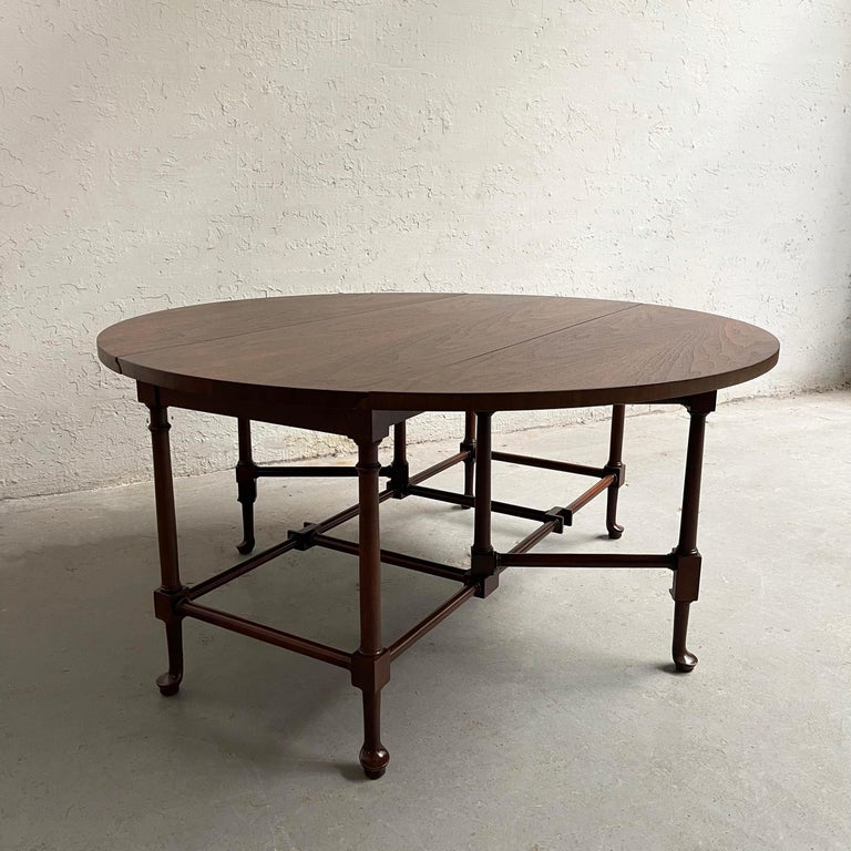 Baker Furniture Queen Anne Style Drop Leaf Coffee Table For Sale at 1stDibs