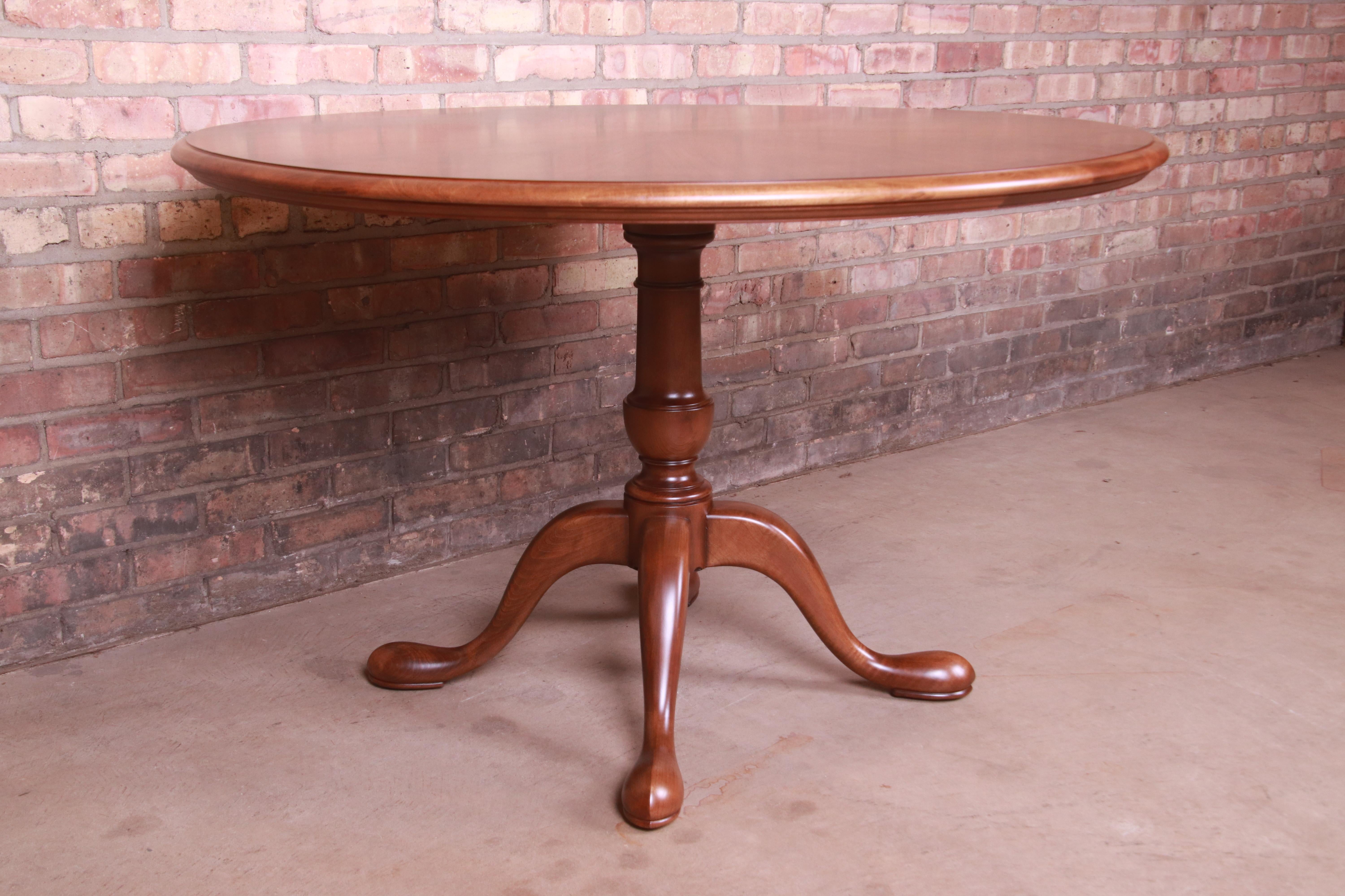 20th Century Baker Furniture Queen Anne Walnut Breakfast Table, Newly Refinished For Sale