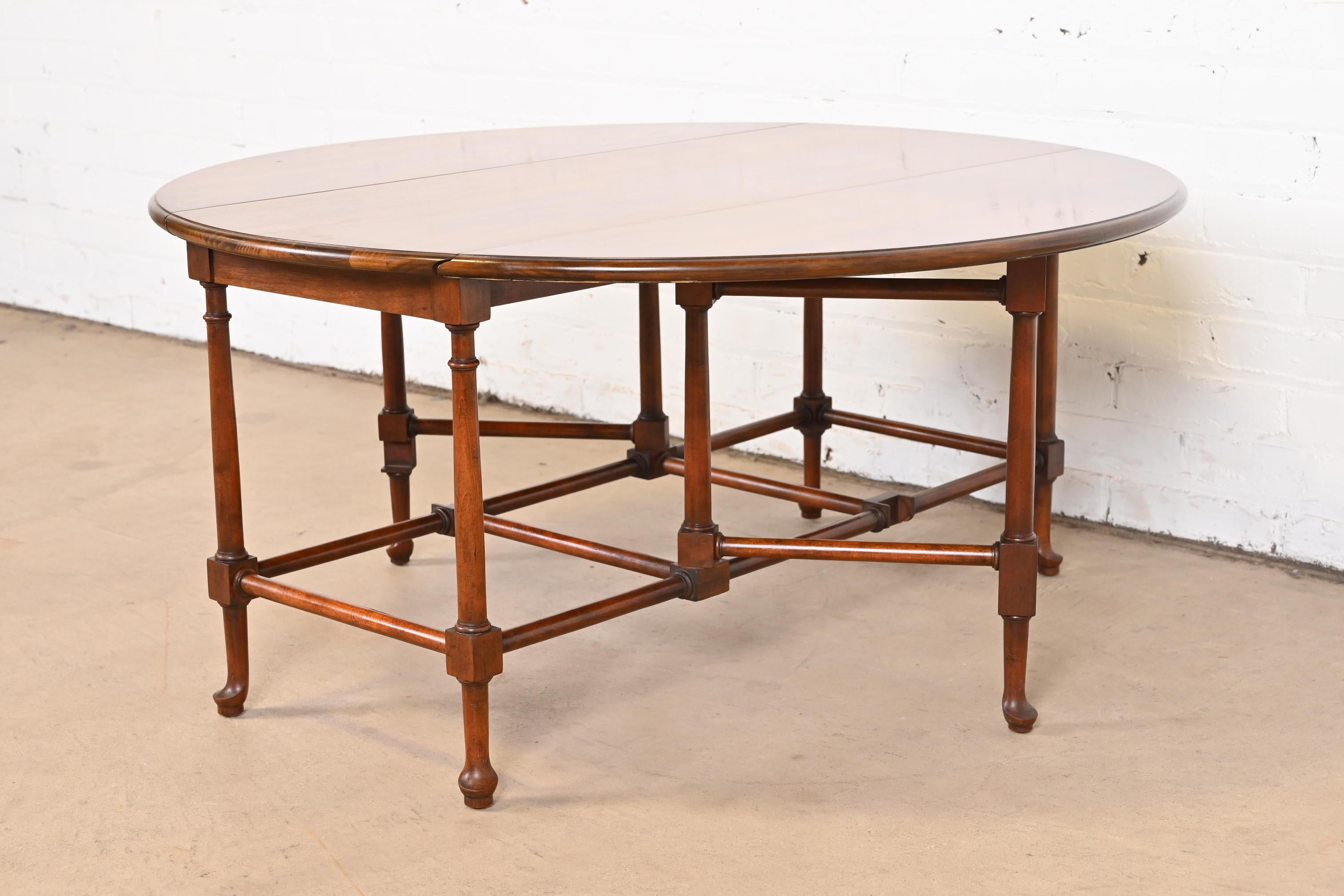 American Baker Furniture Queen Anne Walnut Drop Leaf Coffee Table For Sale